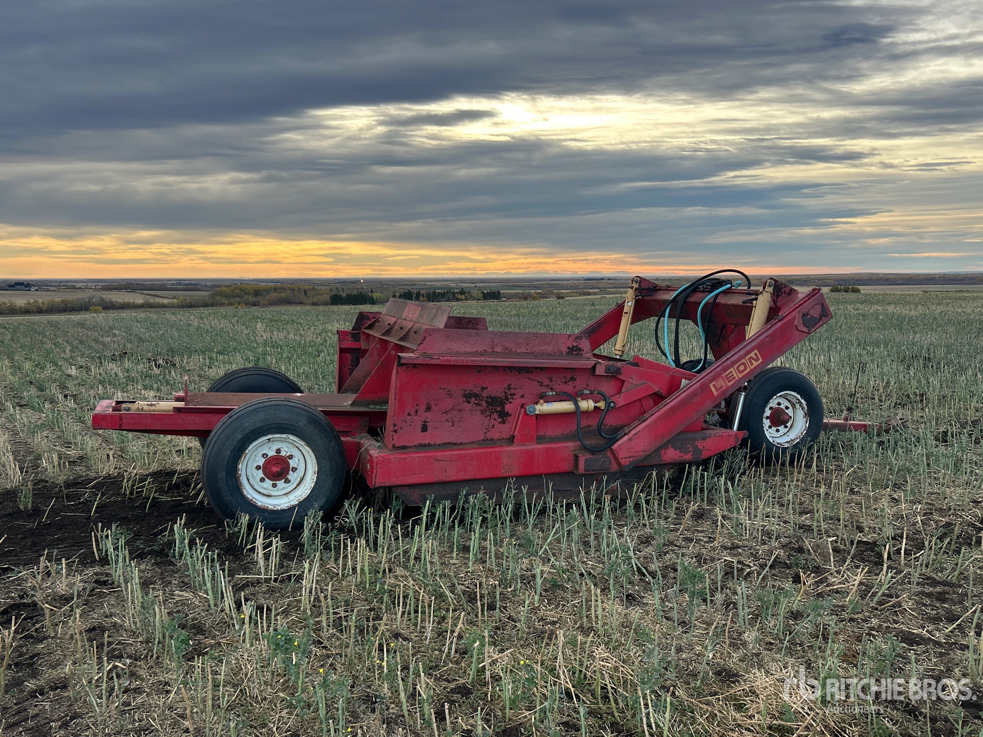 General Appearance with Foto, angolo anteriore sinistro