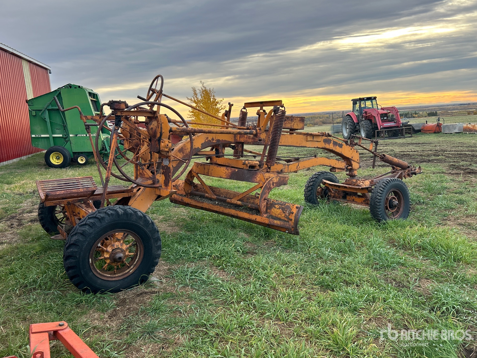 General Appearance with Image, coin arrière droit