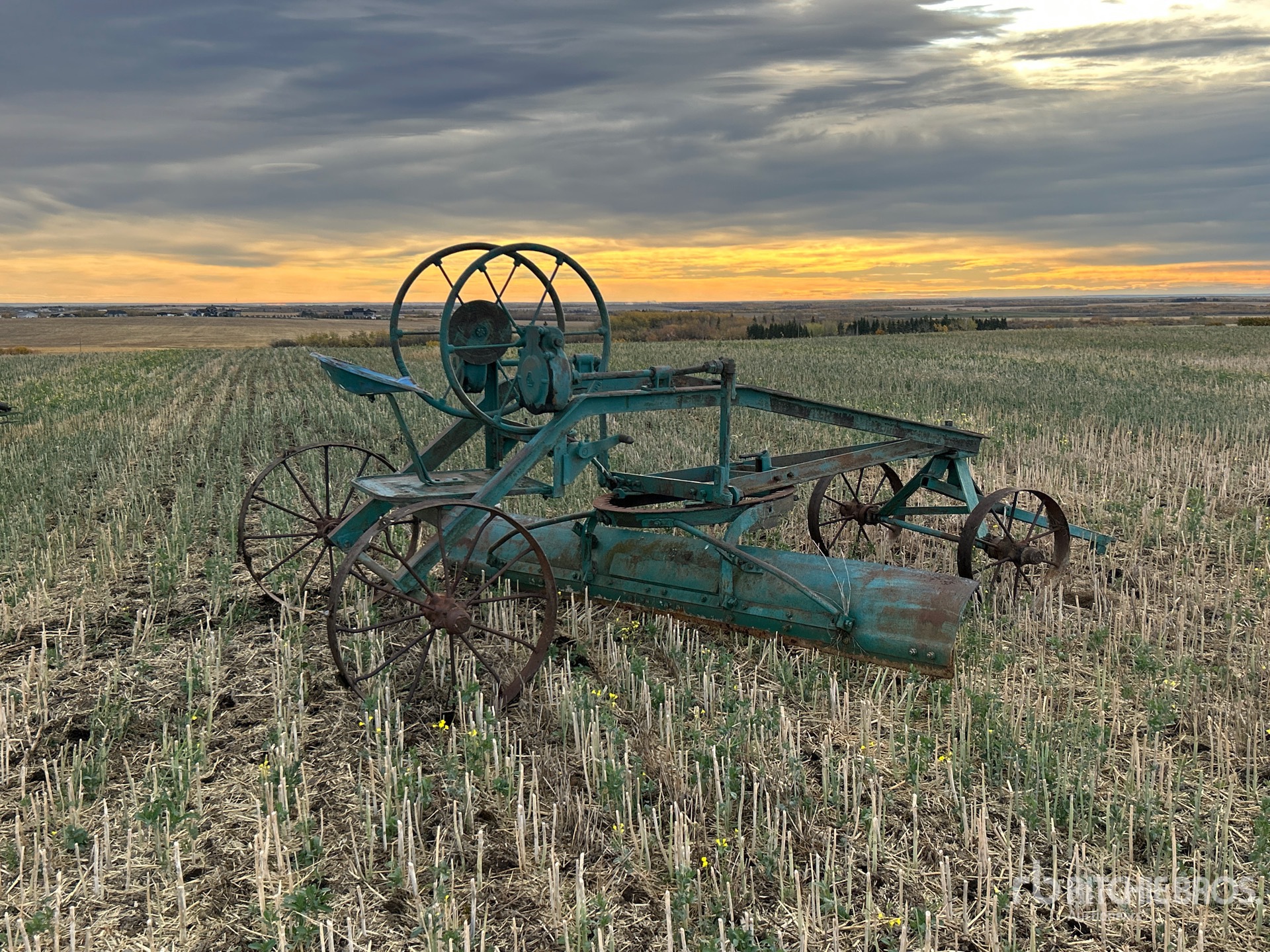 General Appearance with Image, coin arrière droit