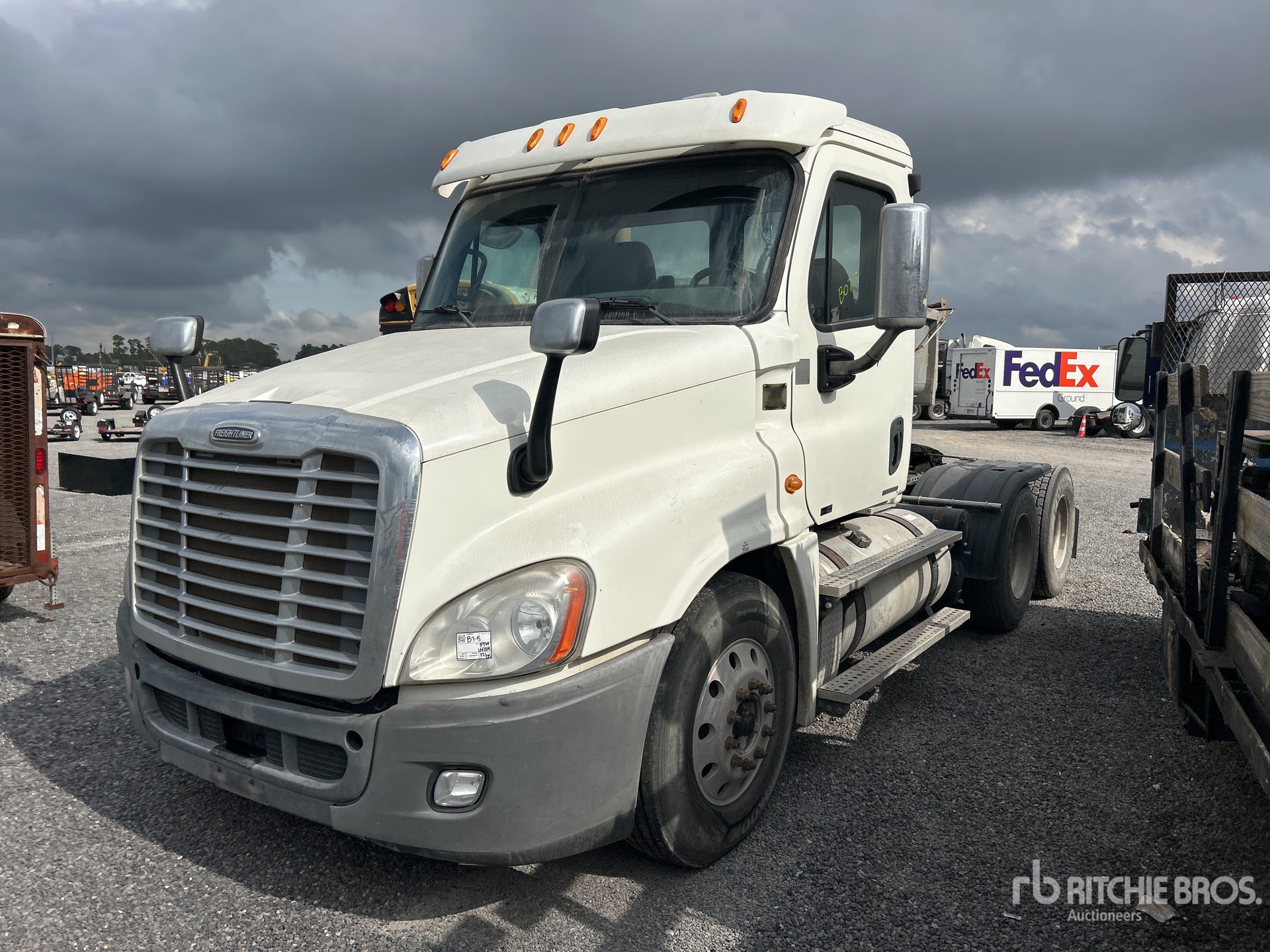 General Appearance with Picture, Left Front Corner