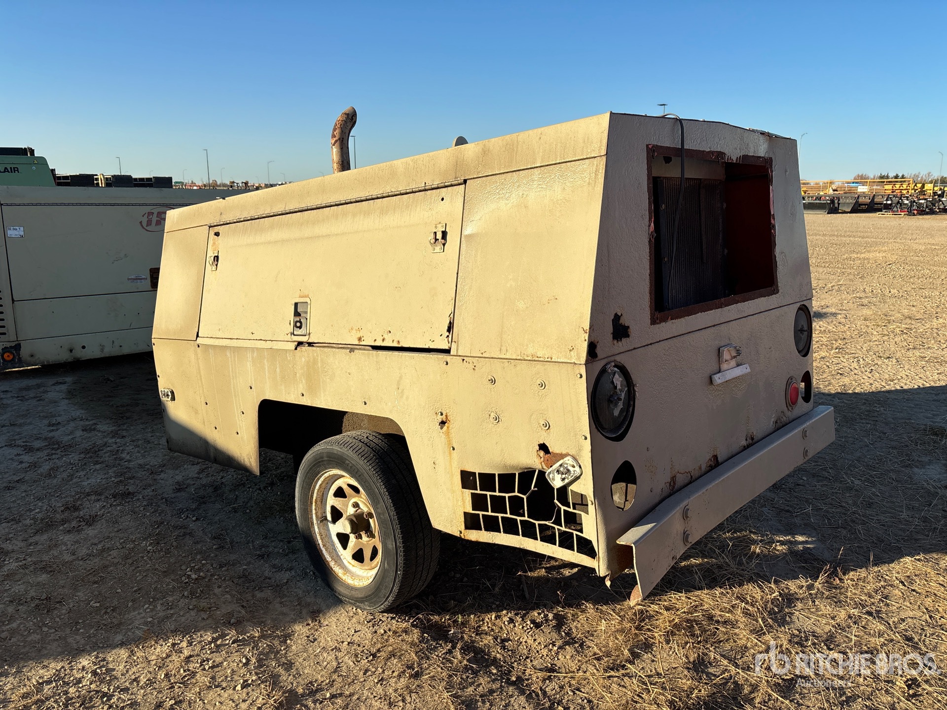 General Appearance with Picture, Left Rear Corner