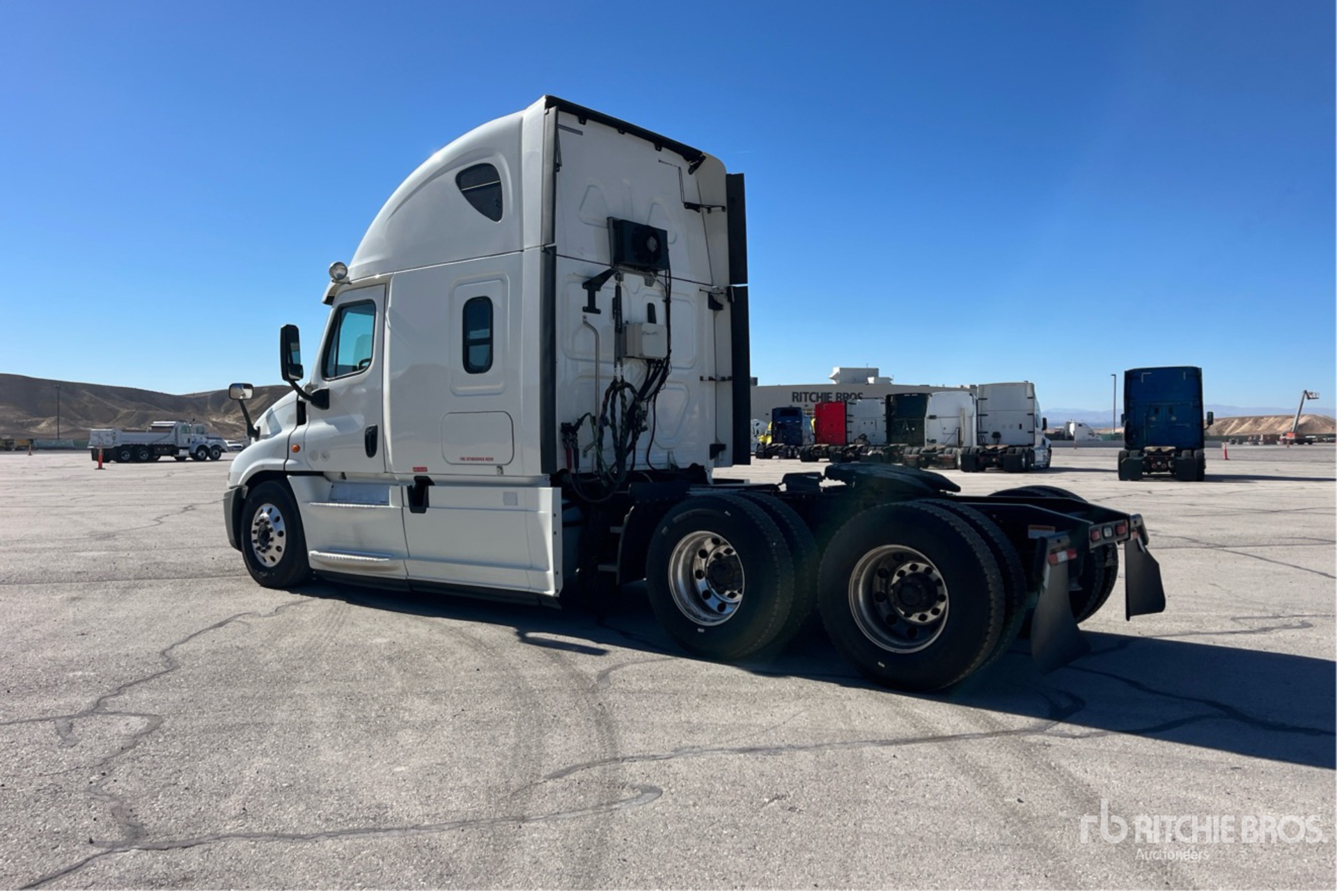 General Appearance with Image, coin arrière gauche