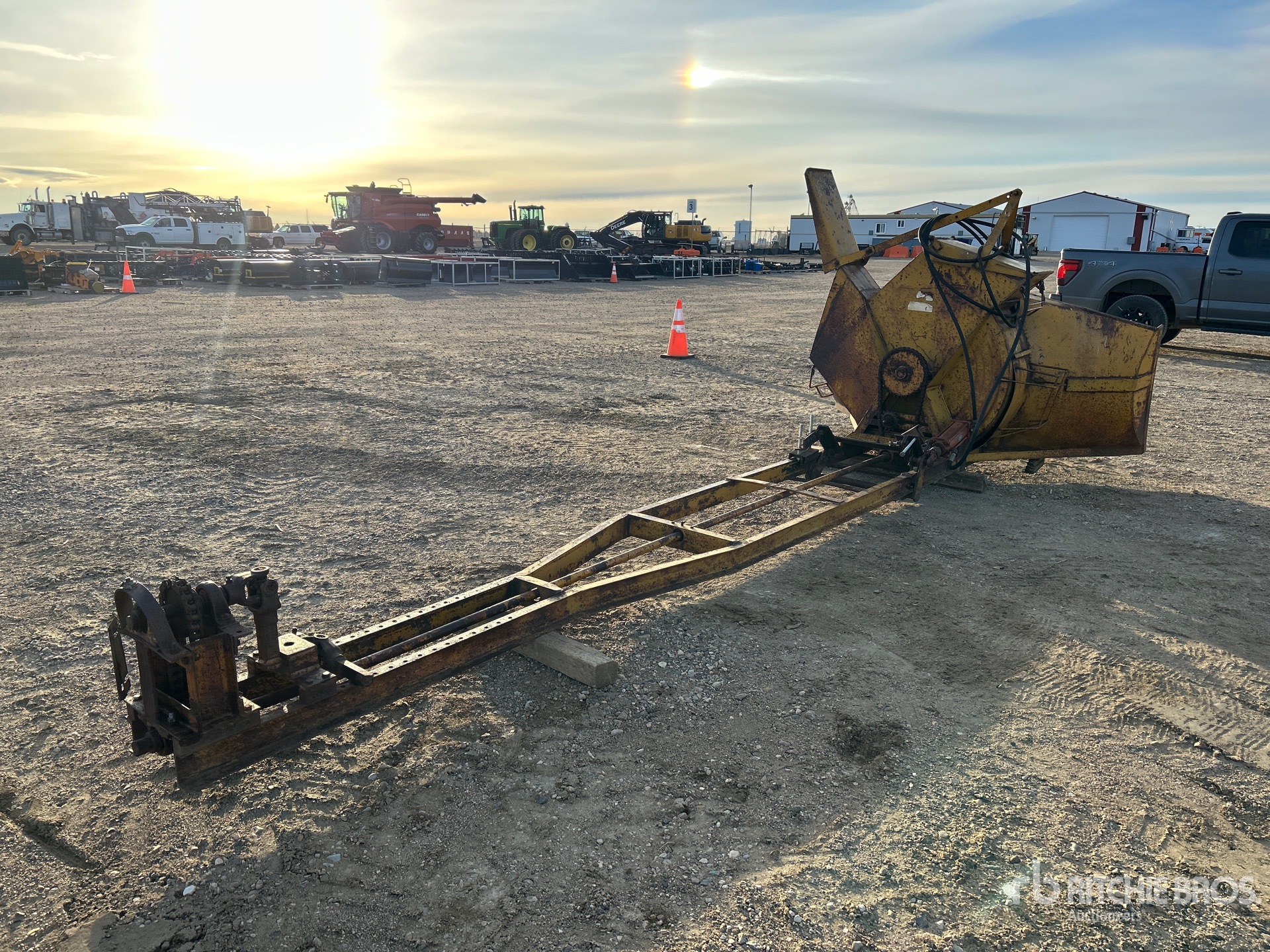 Aspect général with Image, coin arrière droit