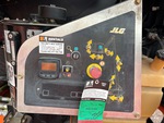Poste de contrôle inférieur de base with 