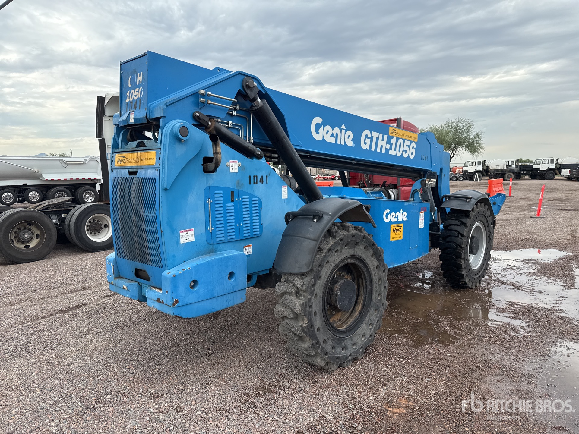 General Appearance with Picture, Right Rear Corner