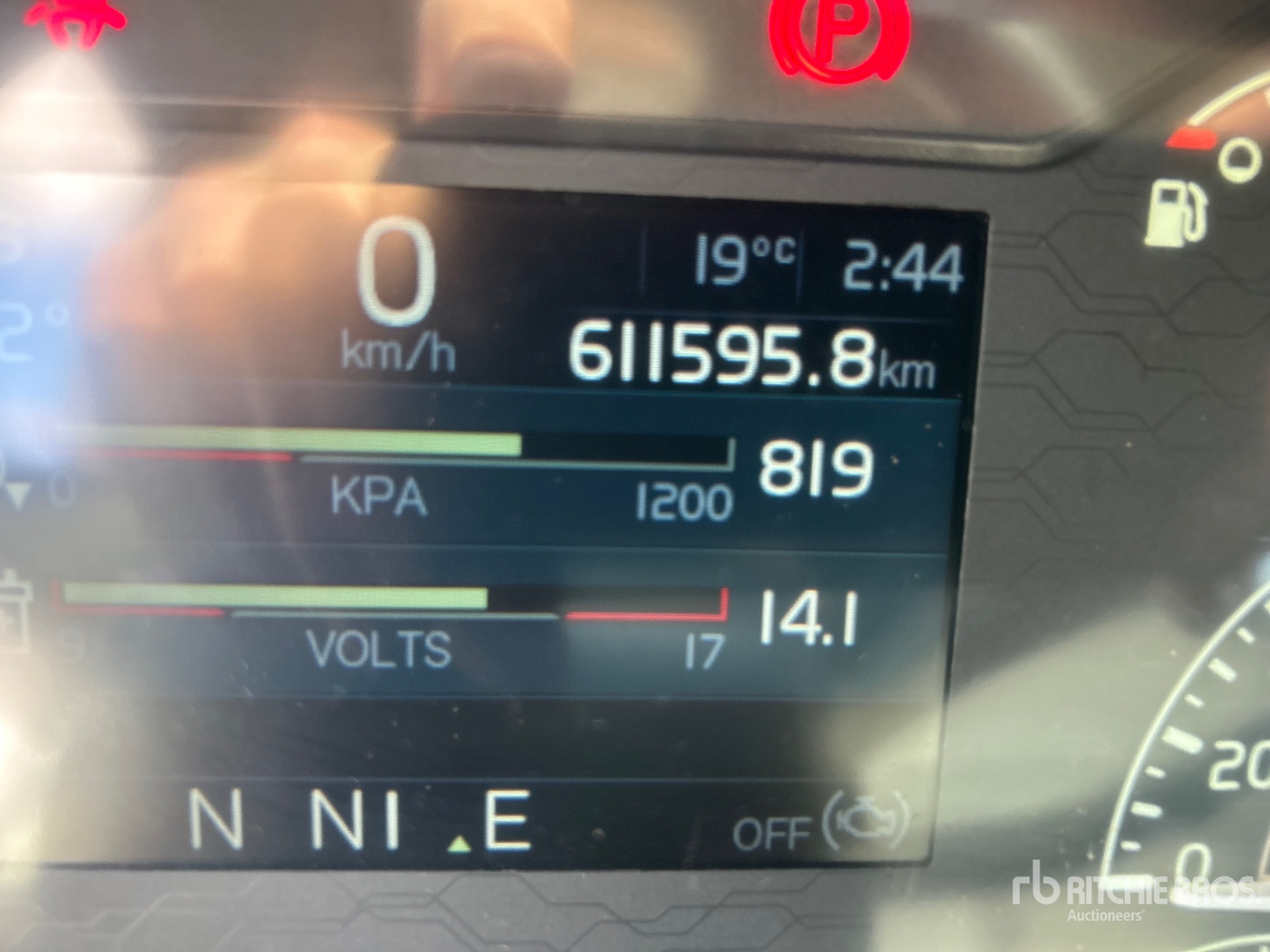 General Appearance with Hour Meter / Odometer