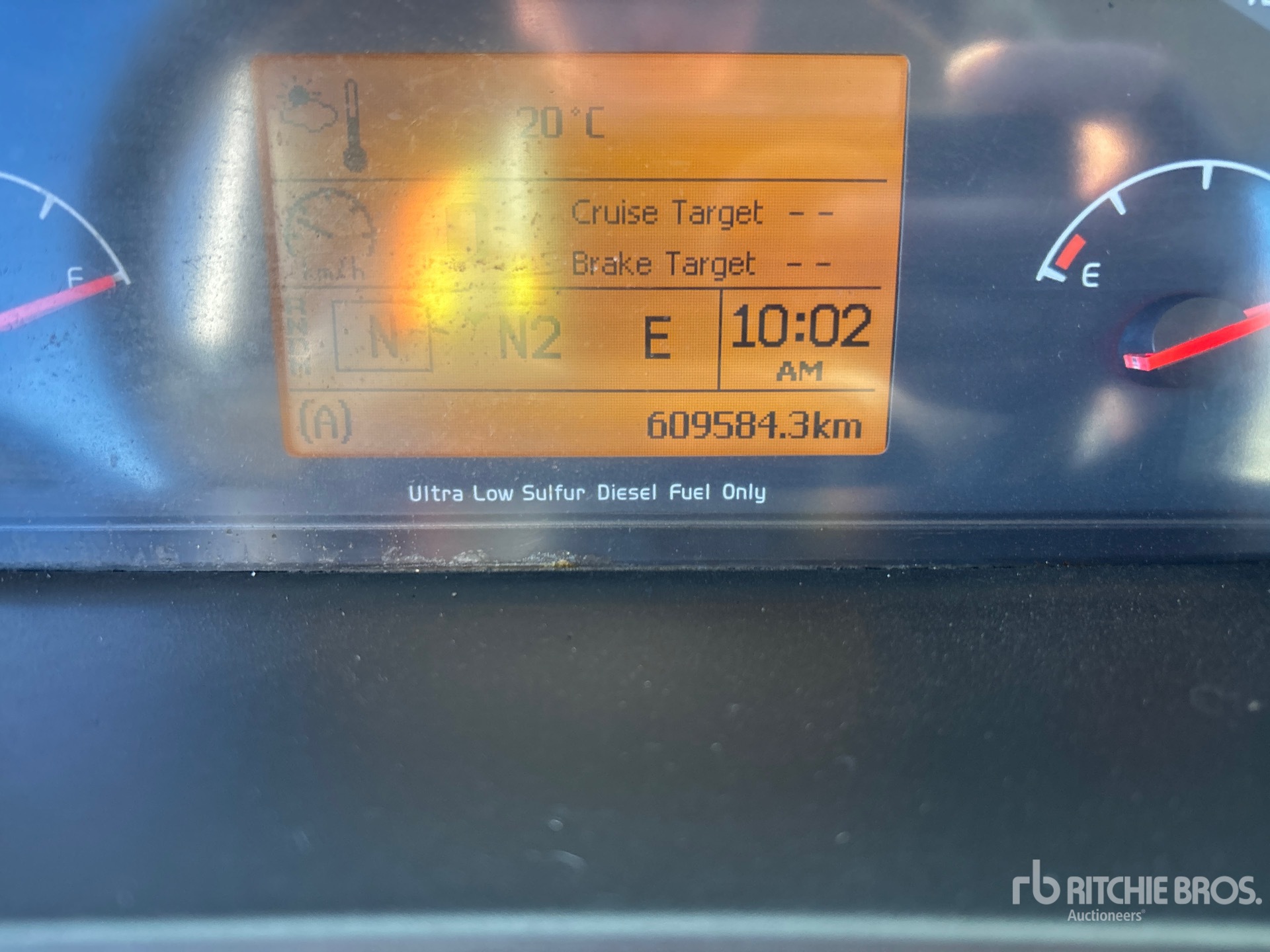 General Appearance with Hour Meter / Odometer