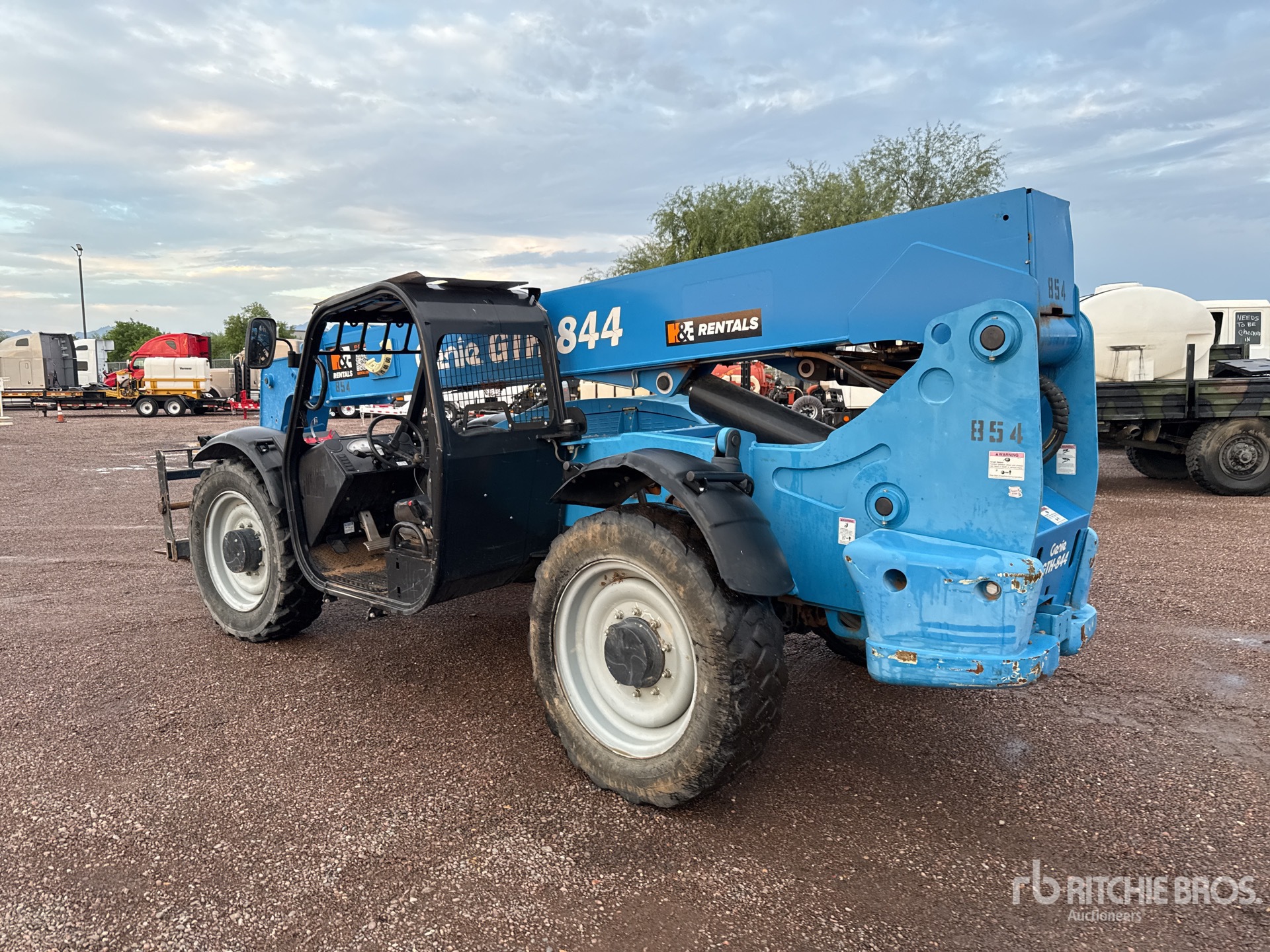 General Appearance with Picture, Left Rear Corner