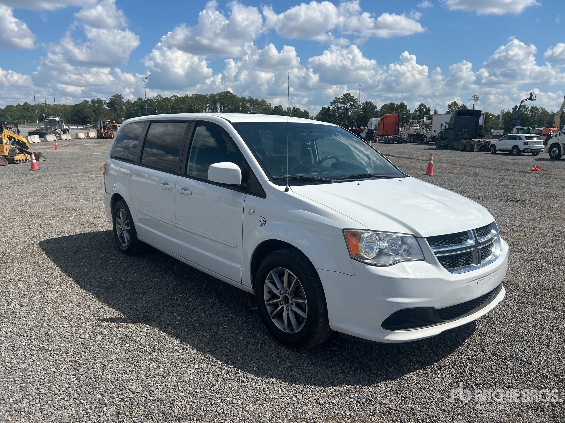 General Appearance with Picture, Right Front Corner