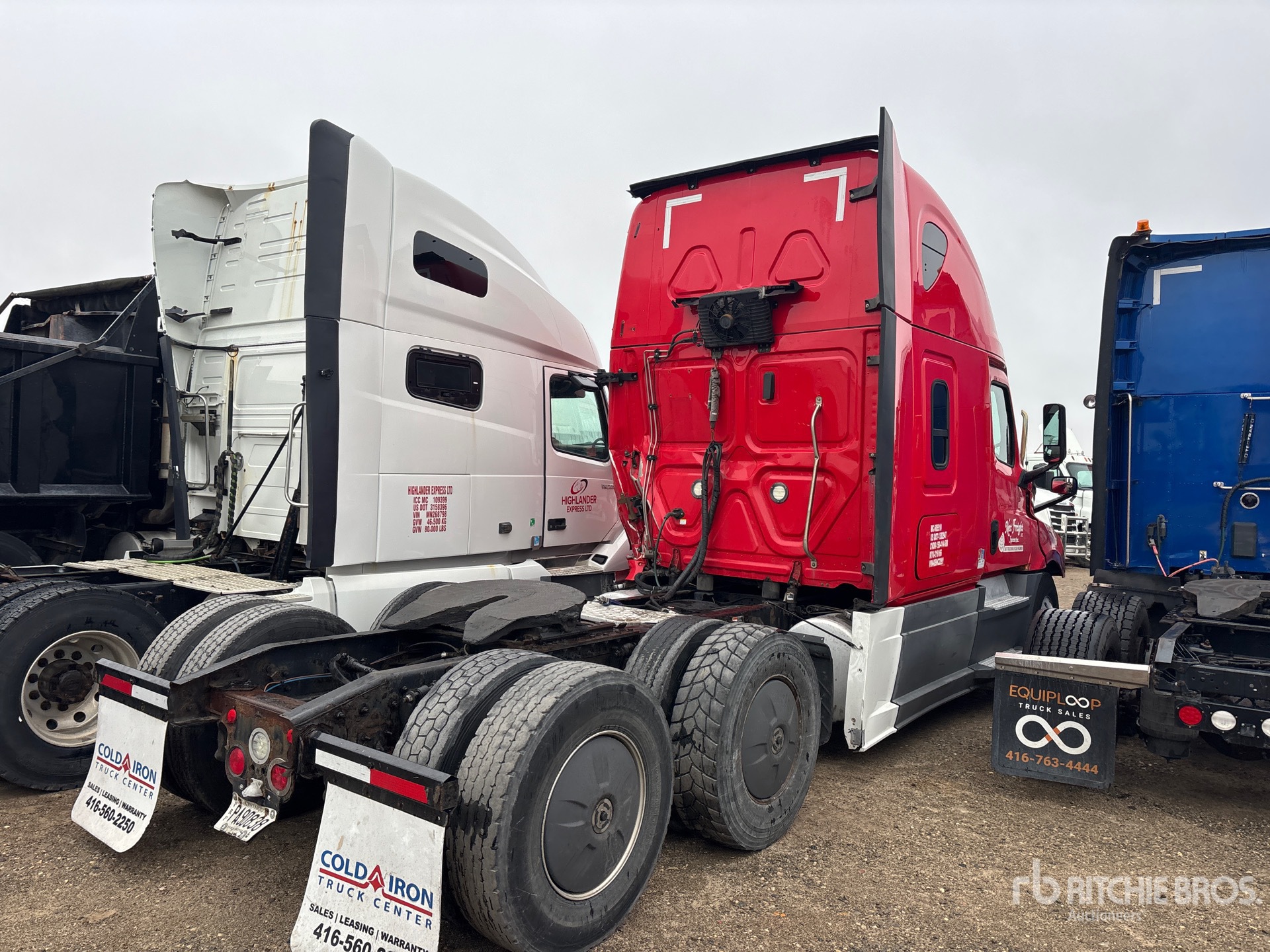 General Appearance with Foto, angolo anteriore sinistro