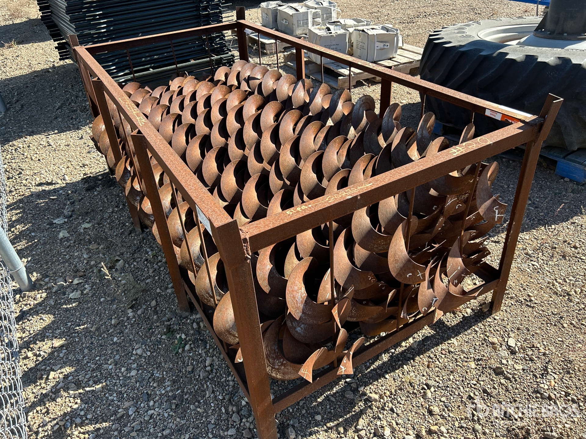 General Appearance with Foto, angolo anteriore sinistro