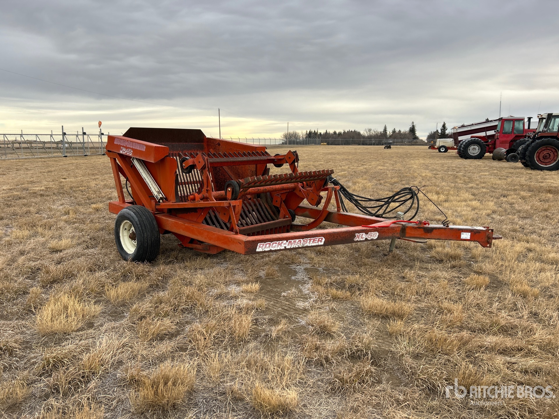 General Appearance with Foto, angolo anteriore destro