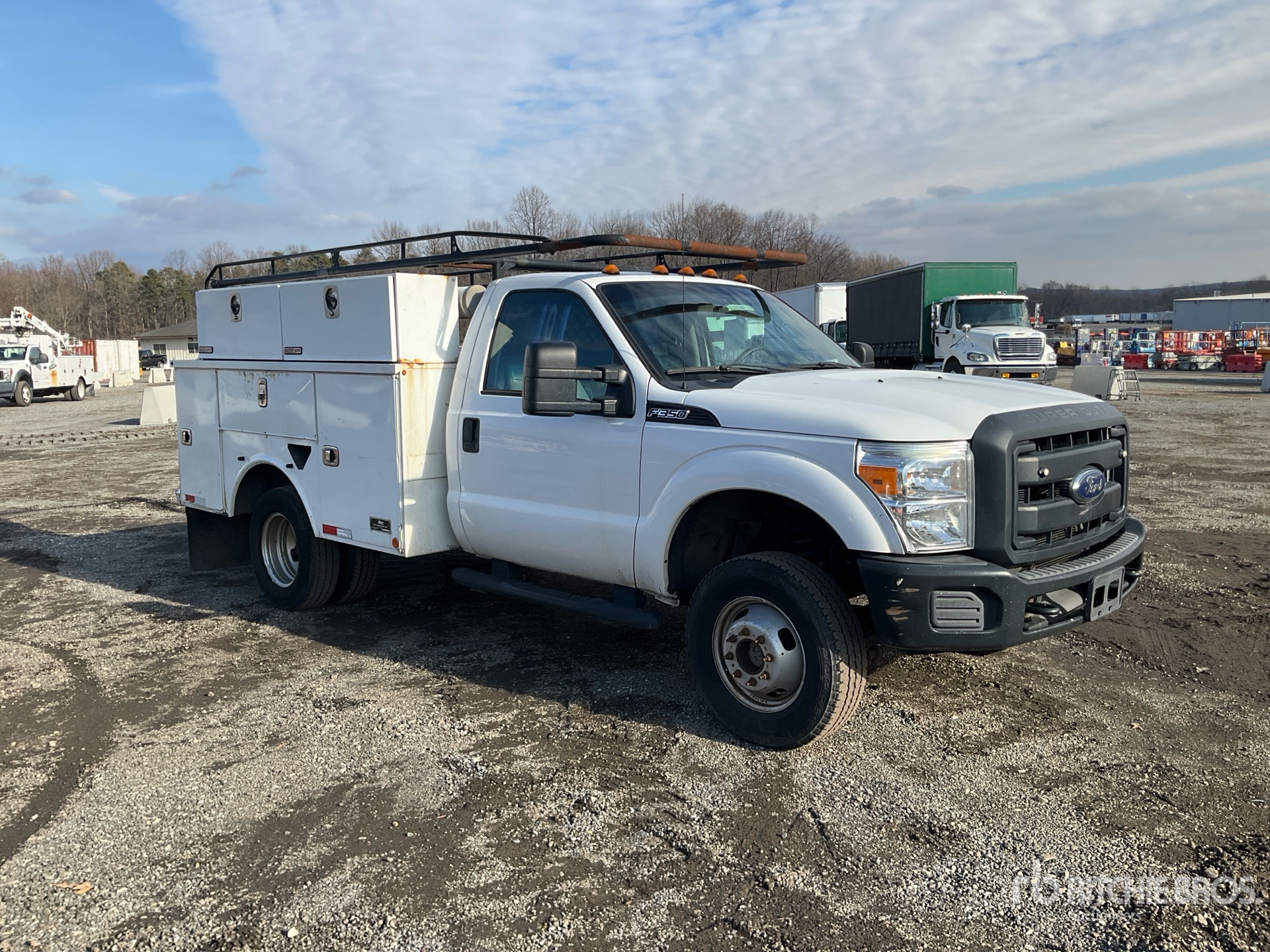 General Appearance with Image, coin avant droit