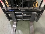 Hydraulics with Fork Positioning Cylinder (on fork carriage)