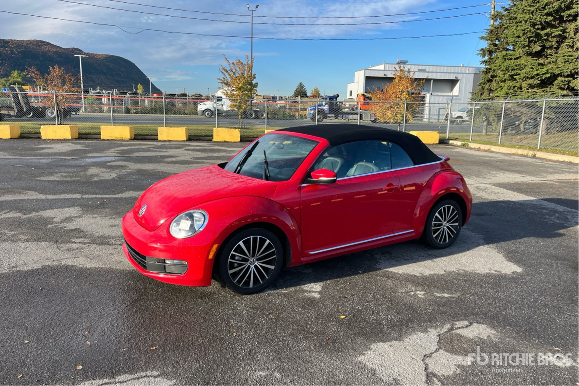 General Appearance with Picture, Left Front Corner