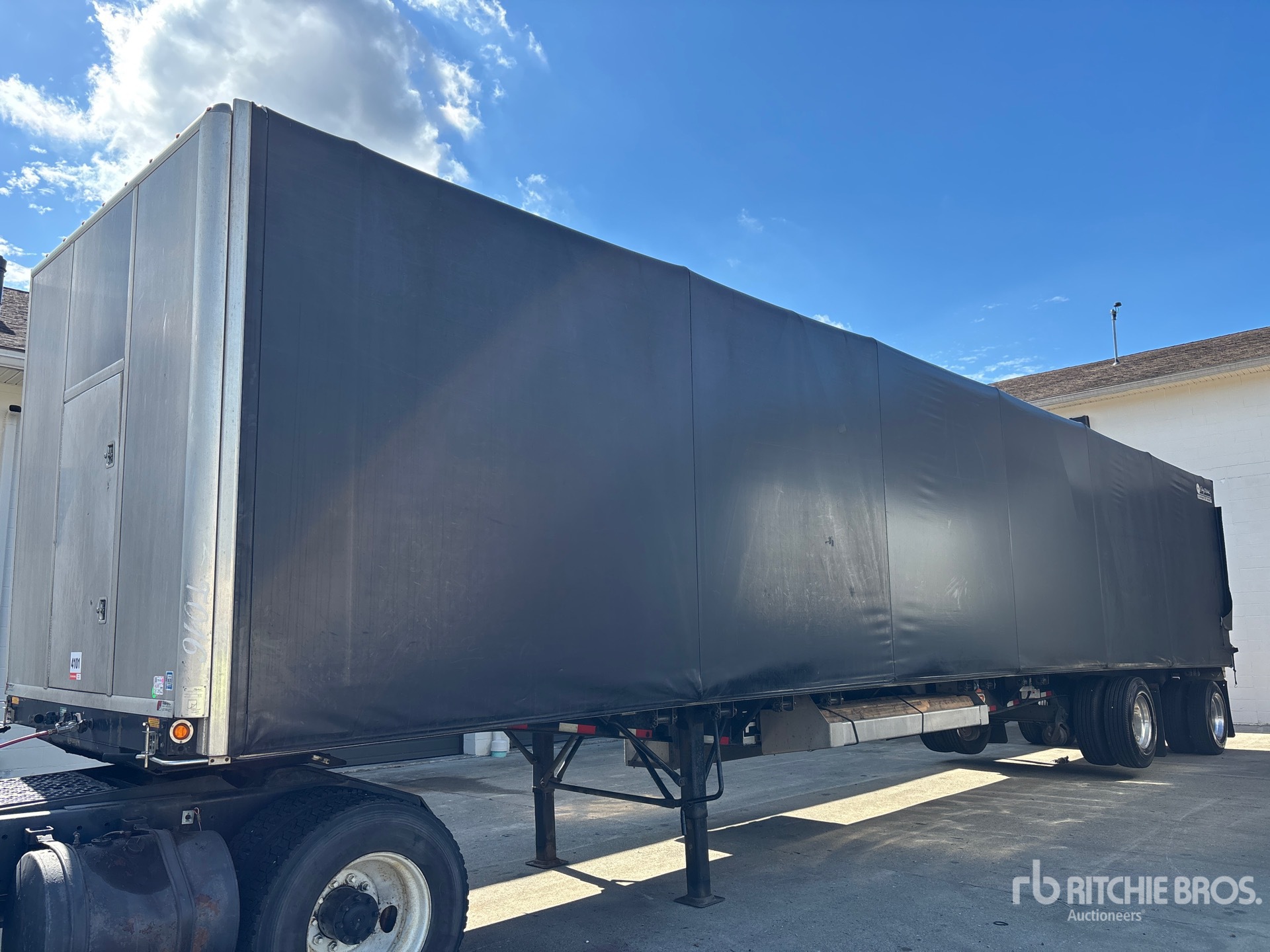 General Appearance with Featured Photo