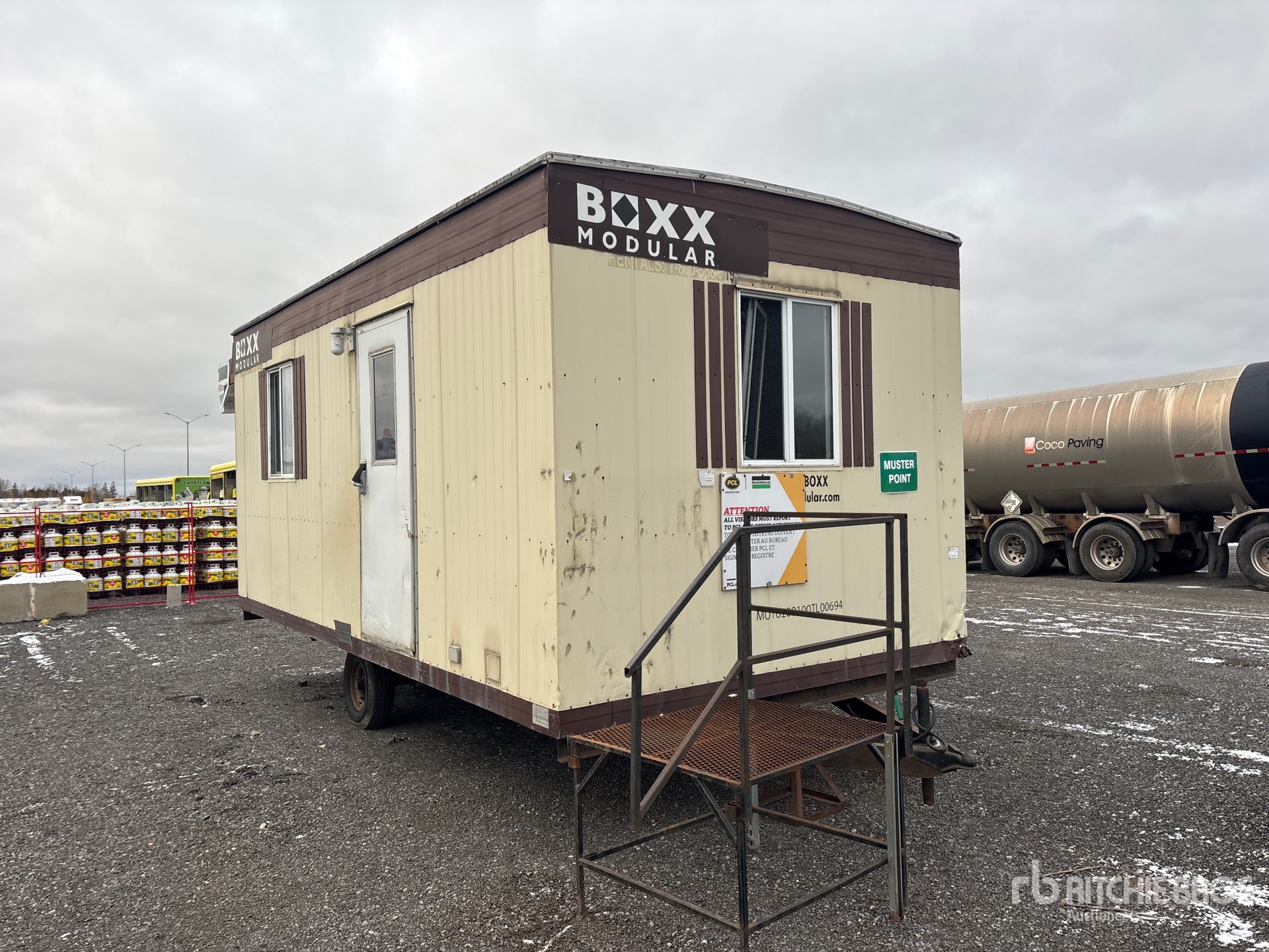 General Appearance with Picture, Right Front Corner