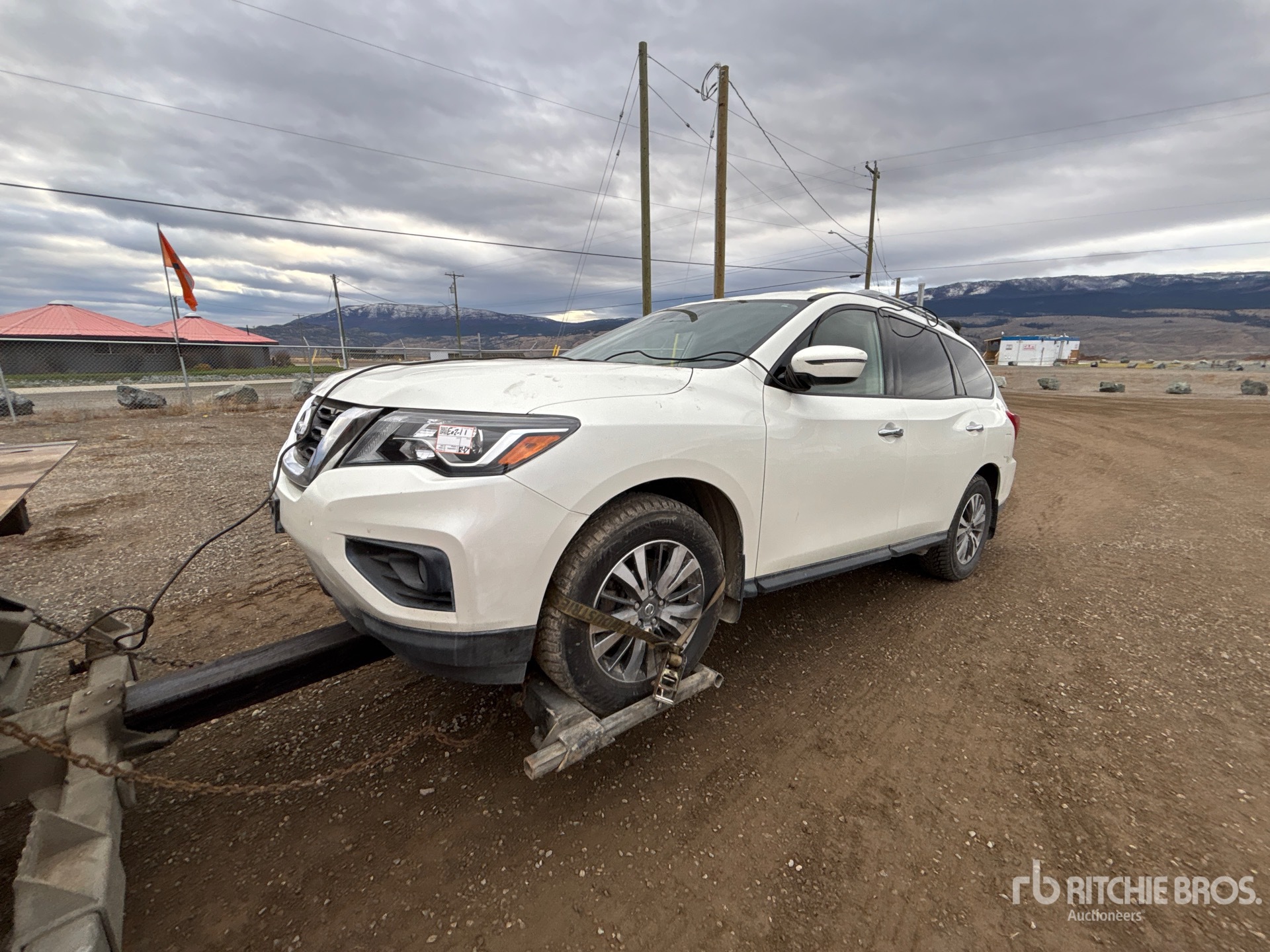 General Appearance with Featured Photo