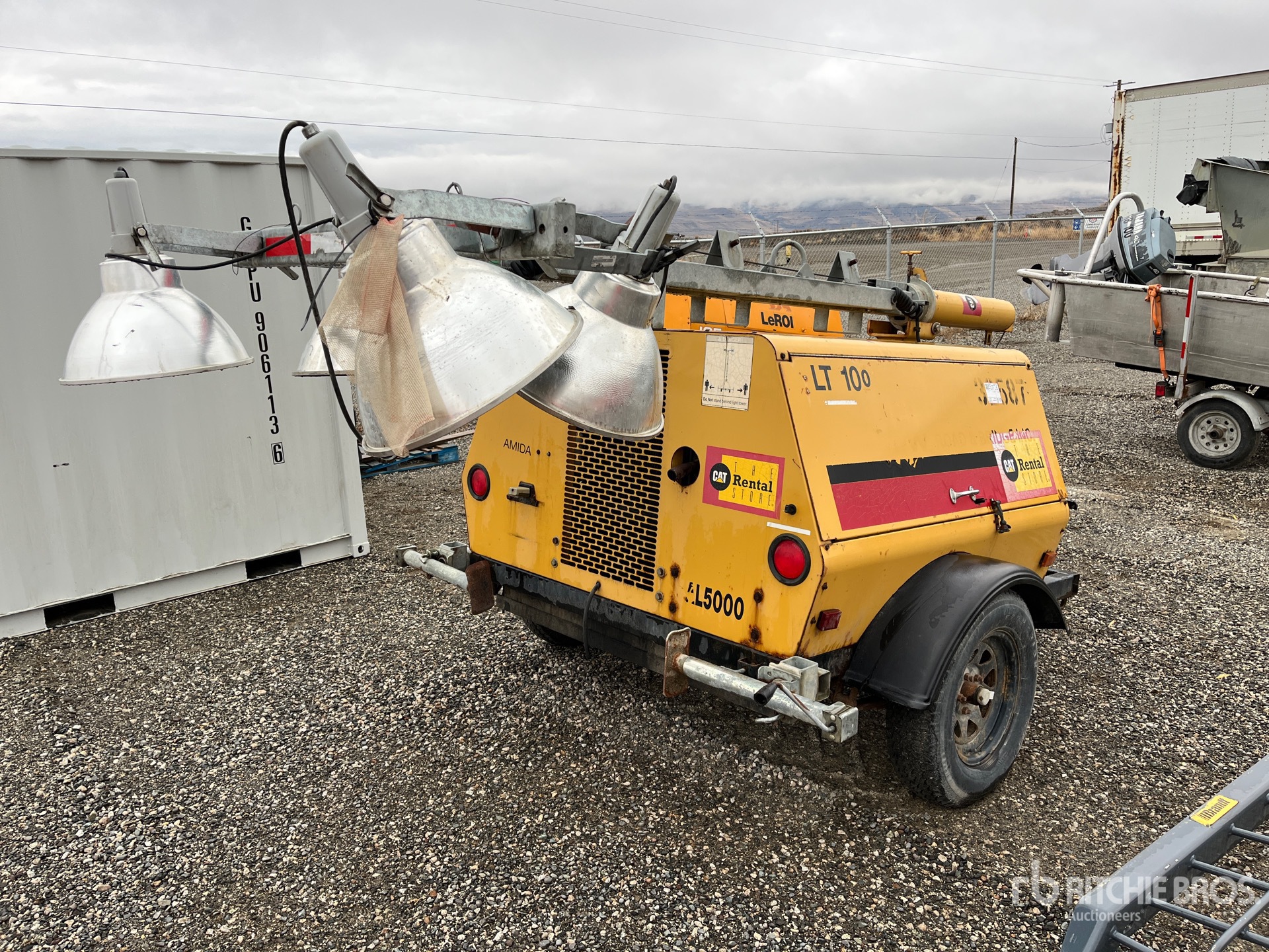 General Appearance with Picture, Right Rear Corner