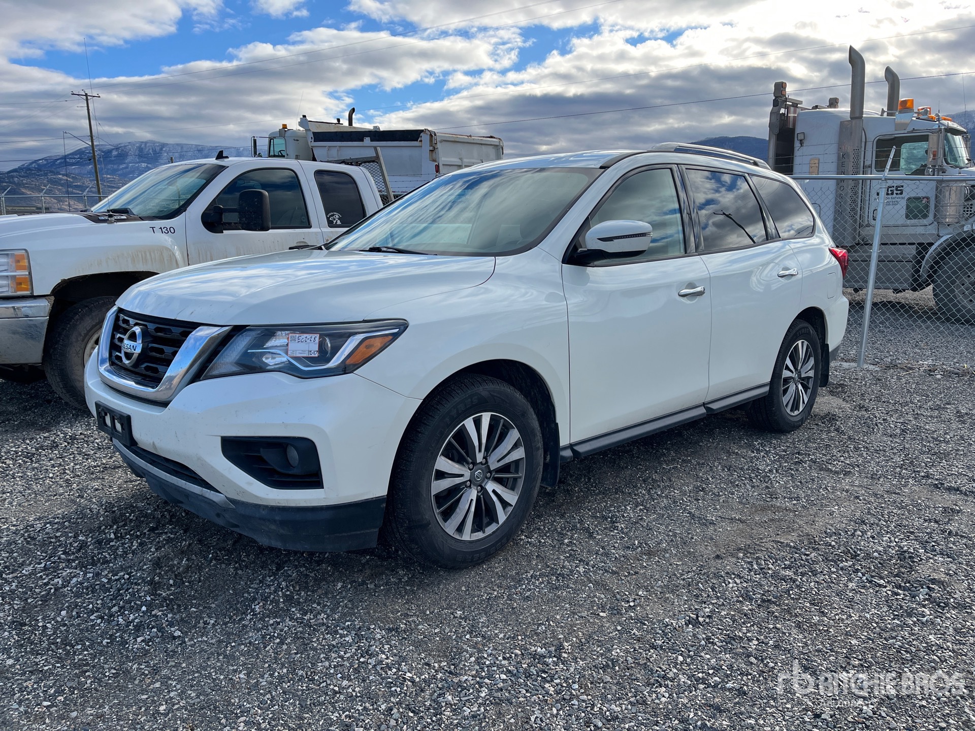 General Appearance with Picture, Left Front Corner