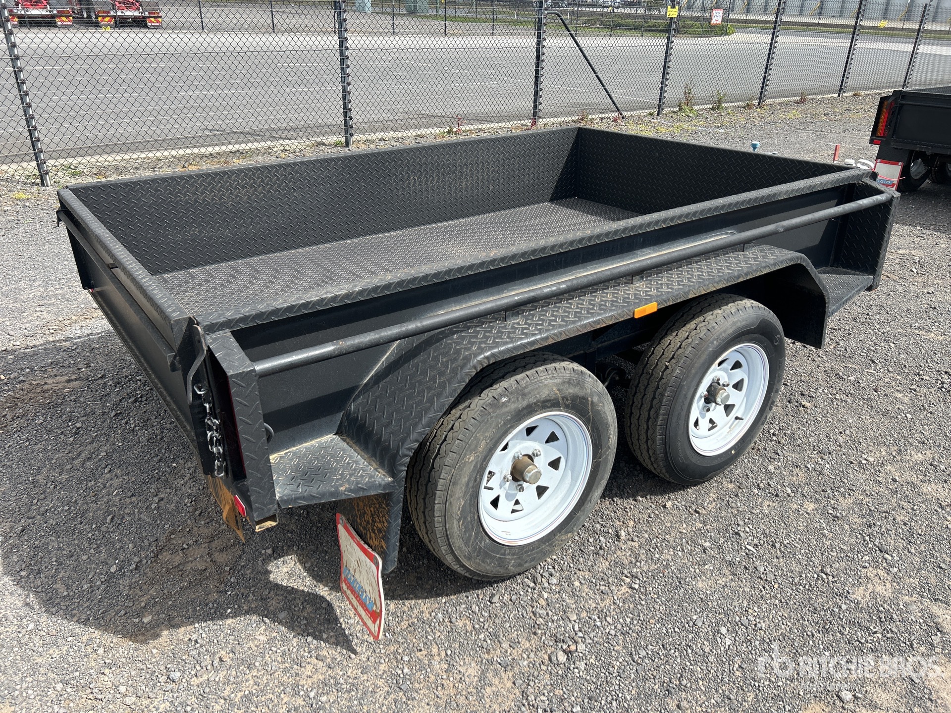 General Appearance with Picture, Left Rear Corner