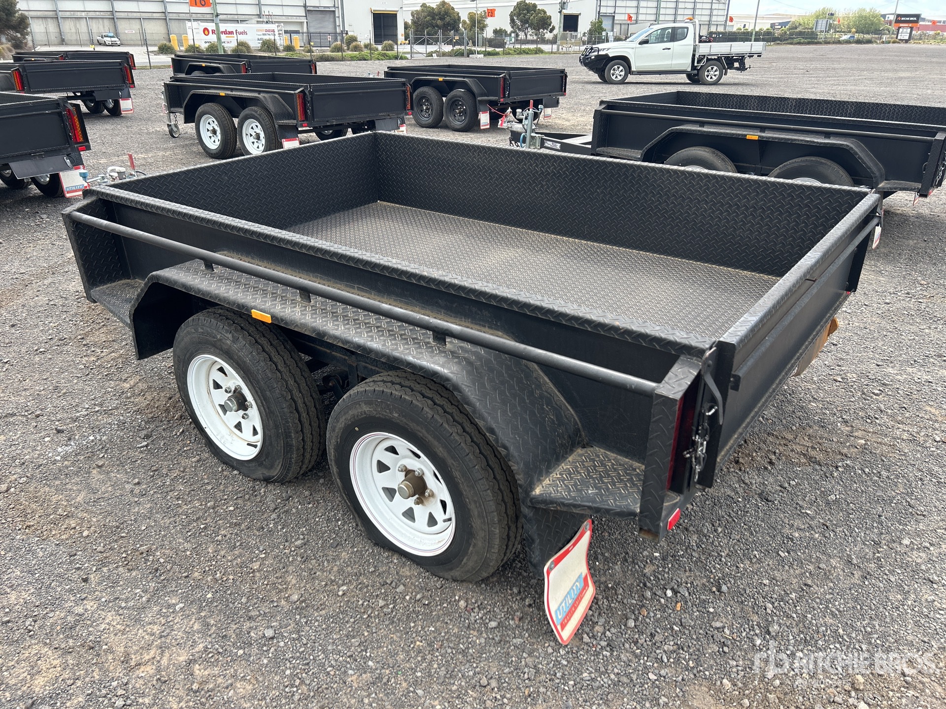 General Appearance with Picture, Right Rear Corner