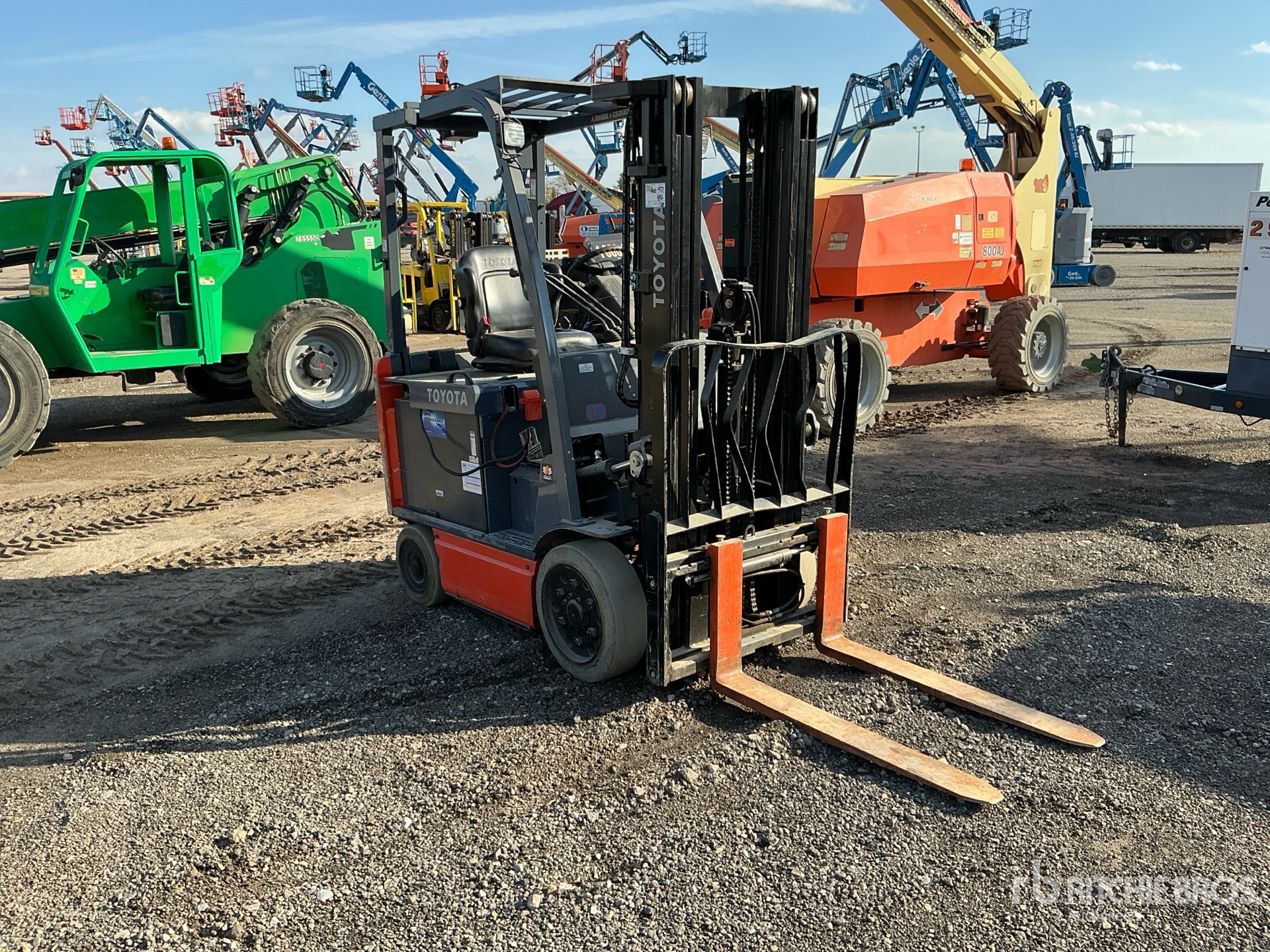 General Appearance with Imagen: esquina delantera derecha