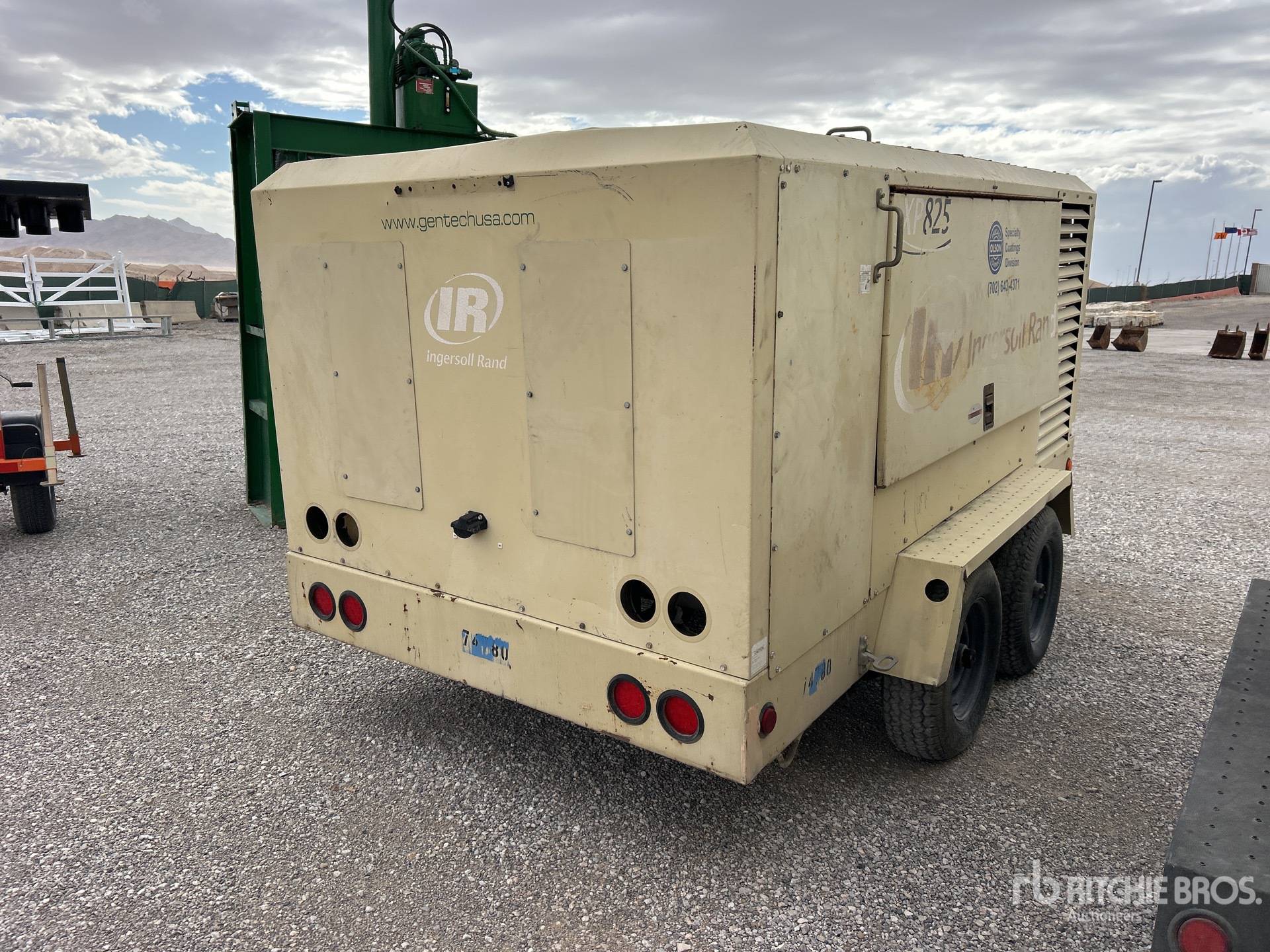General Appearance with Picture, Right Rear Corner