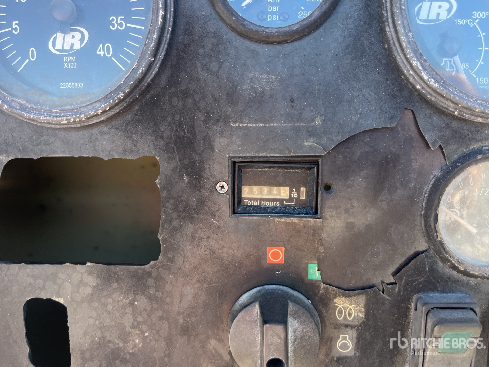 General Appearance with Hour Meter / Odometer