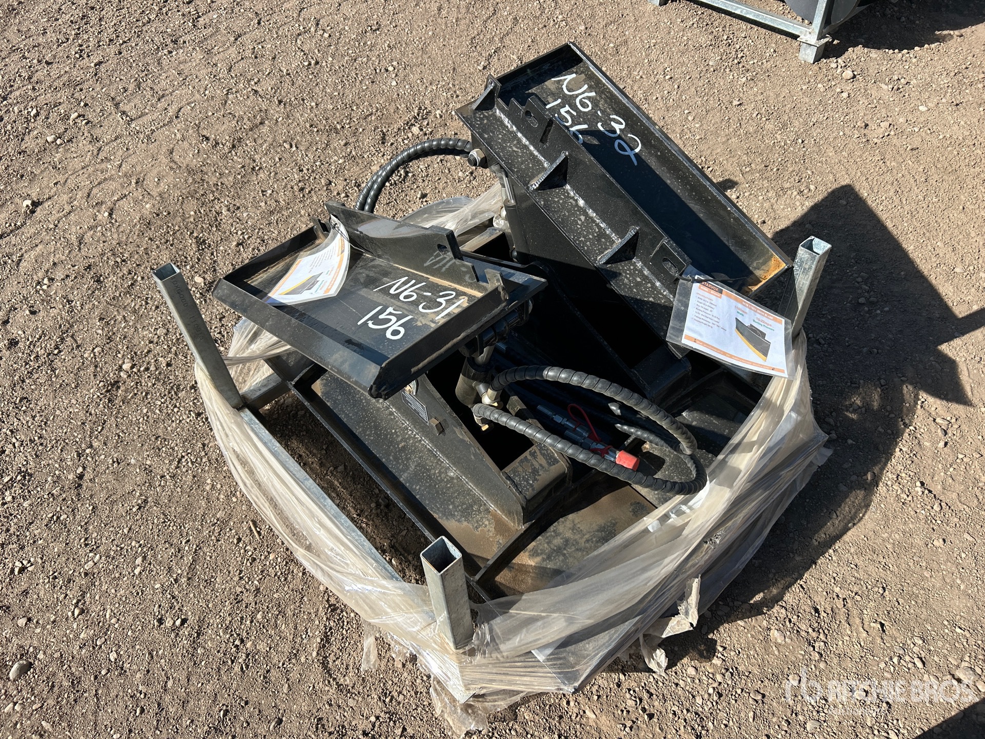 General Appearance with Image, coin arrière droit