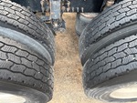 4 Underbody - Truck with 