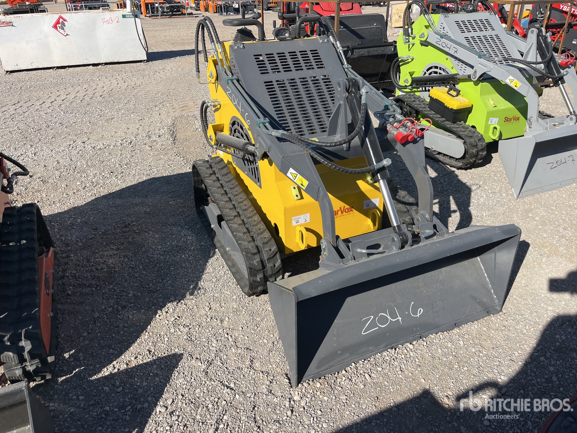 General Appearance with Bild, Ecke vorne rechts