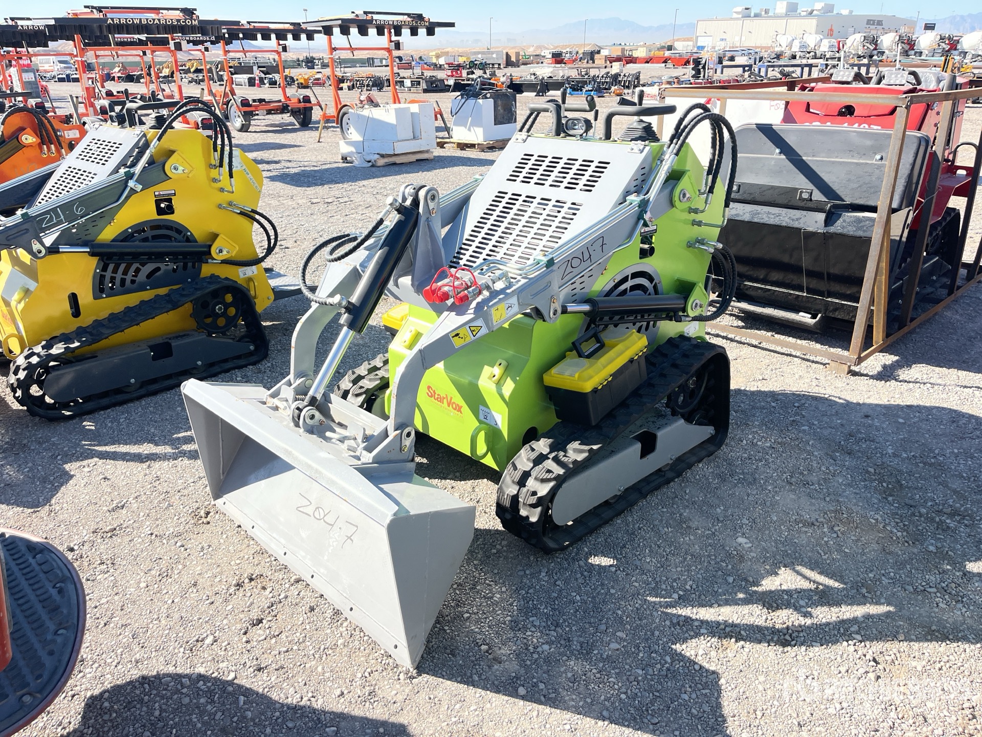 General Appearance with Bild, Ecke vorne links