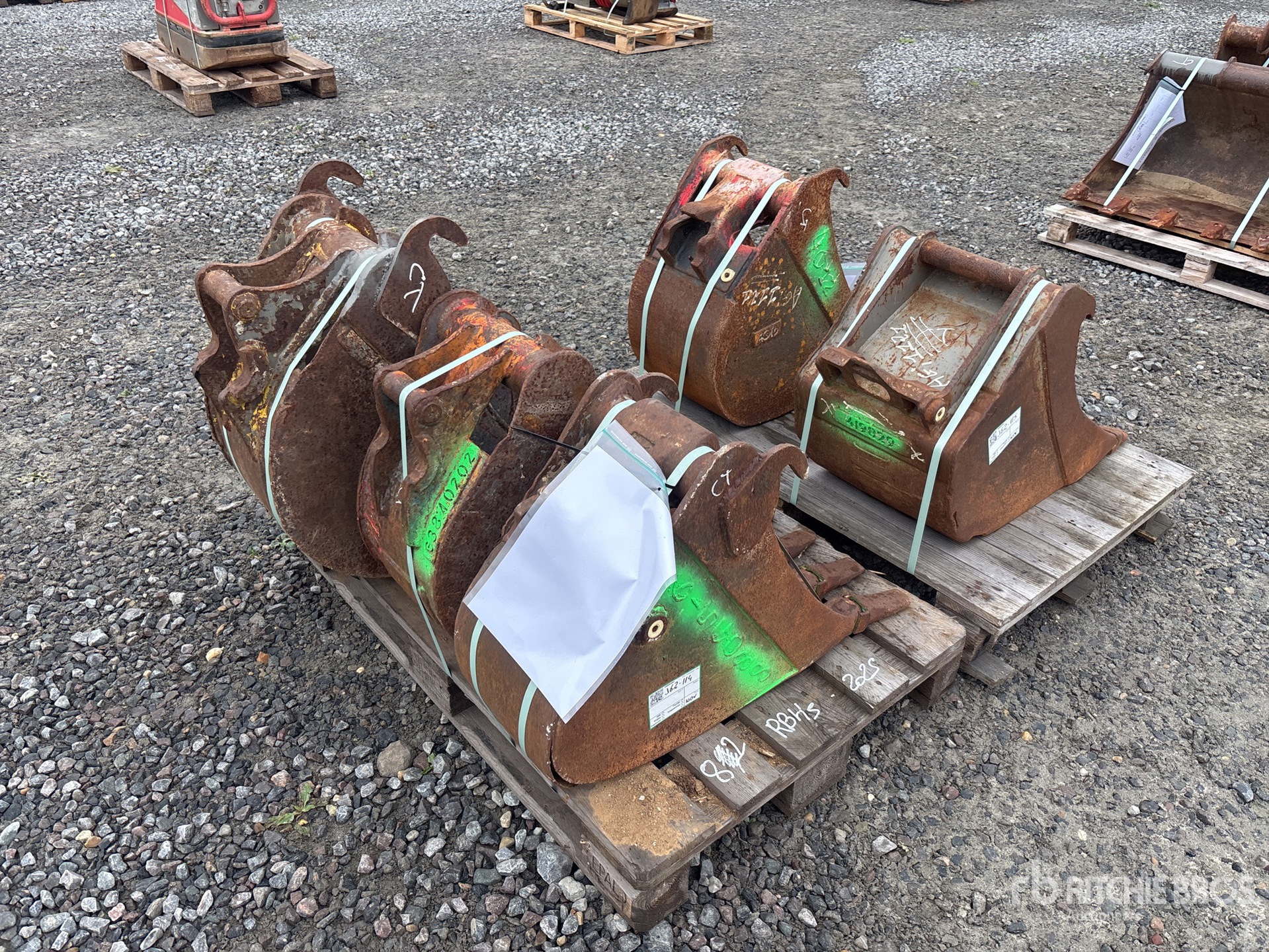 General Appearance with Foto, angolo anteriore sinistro