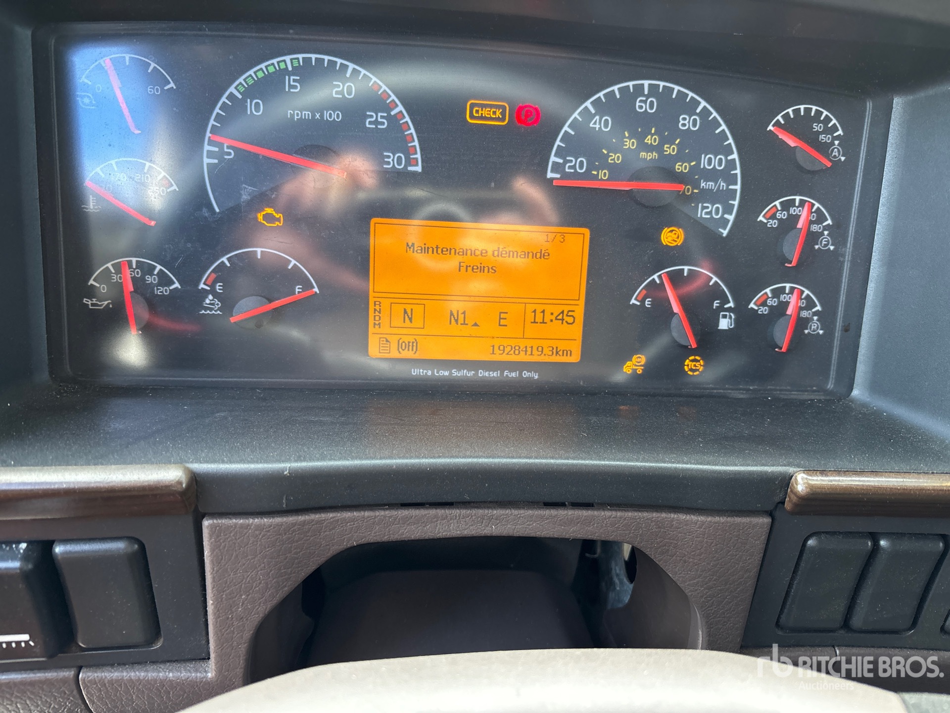 General Appearance with Hour Meter / Odometer
