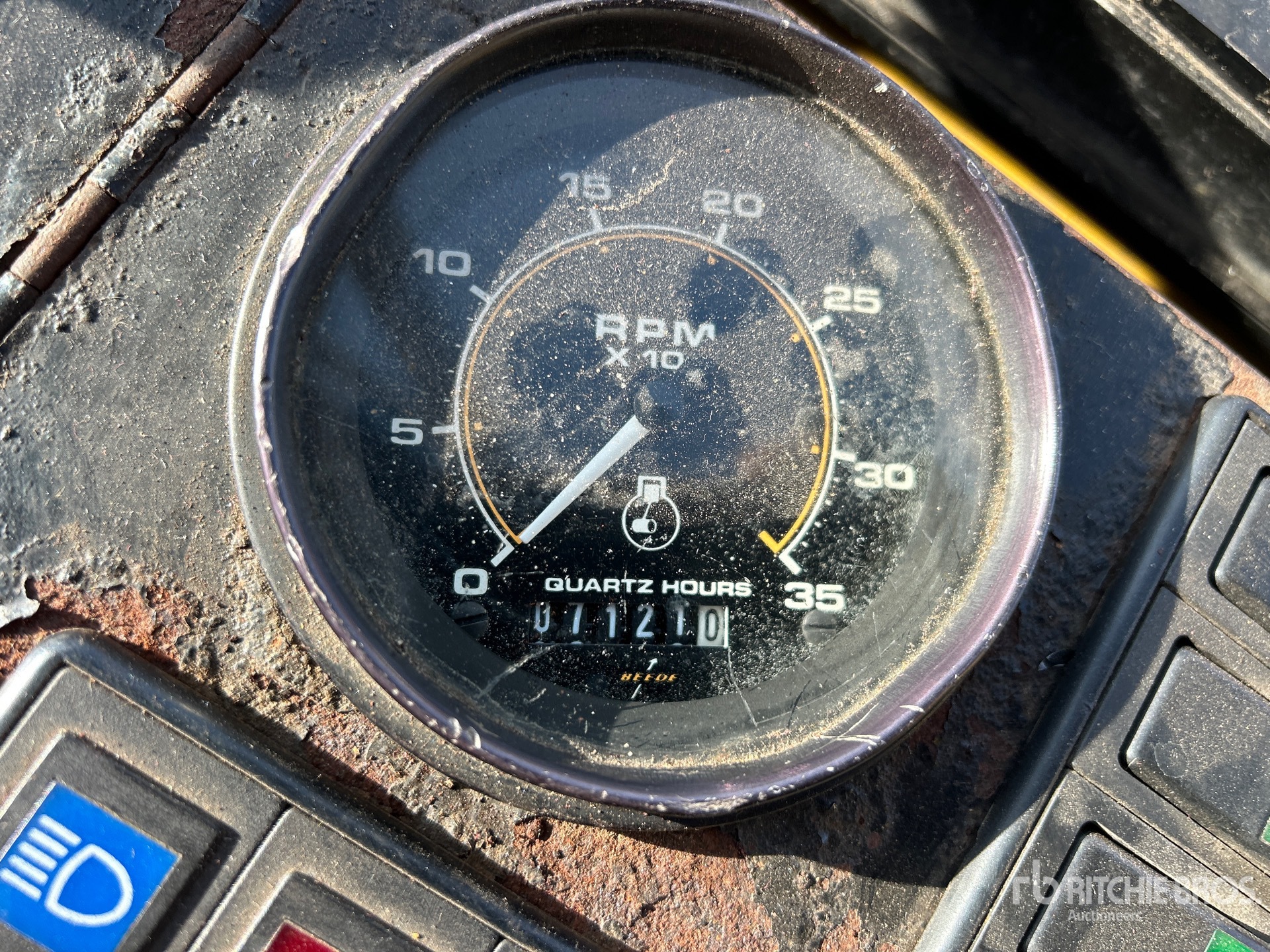 General Appearance with Hour Meter / Odometer
