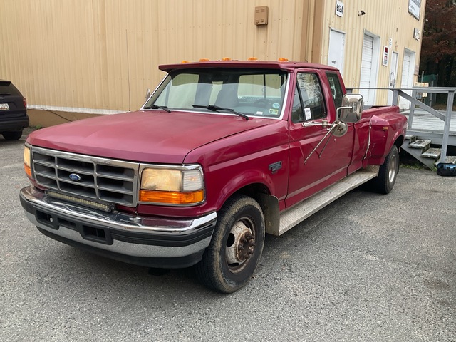 1994 Ford F-350 XLT 4x2 Extended Cab Pickup