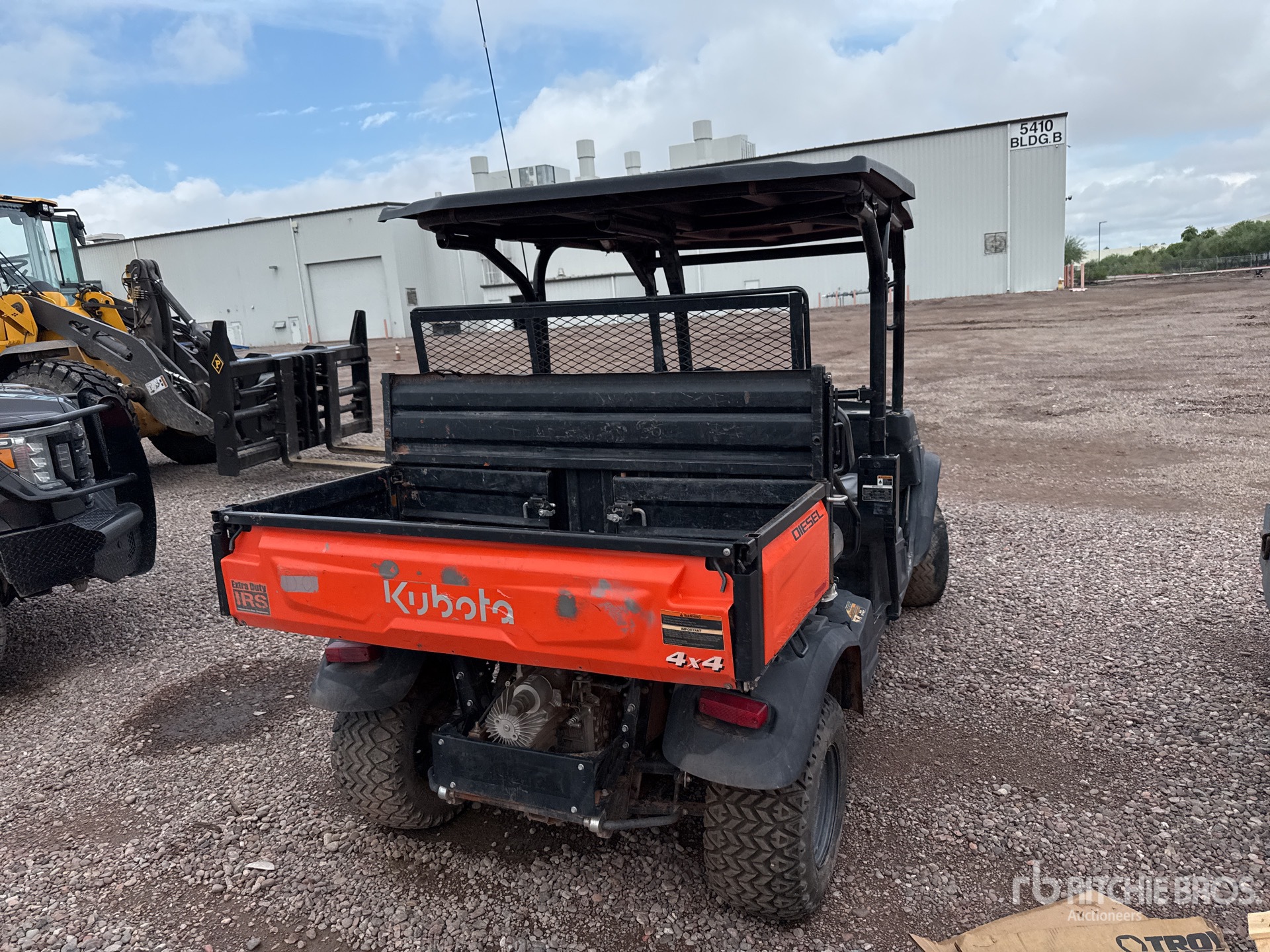 General Appearance with Picture, Right Rear Corner