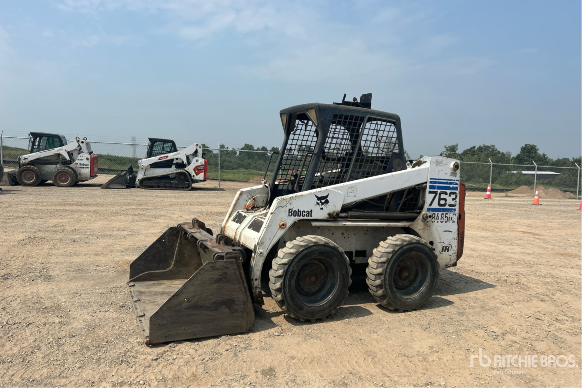 MINI CARGADOR SOBRE RUEDAS 2003 BOBCAT LOADER