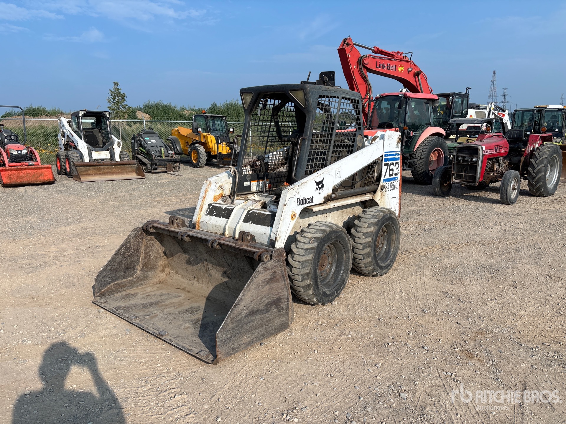 MINI CARGADOR SOBRE RUEDAS 2003 BOBCAT LOADER