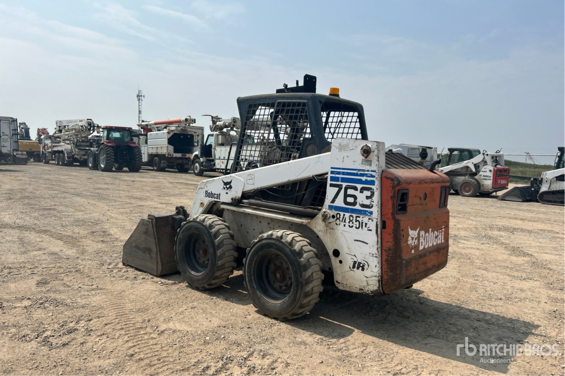 MINI CARGADOR SOBRE RUEDAS 2003 BOBCAT LOADER