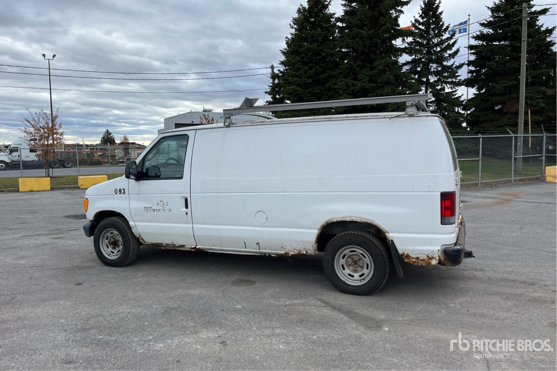General Appearance with Picture, Left Rear Corner