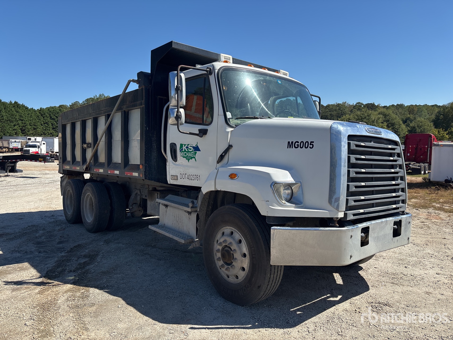 Aspect général with Image, coin avant droit