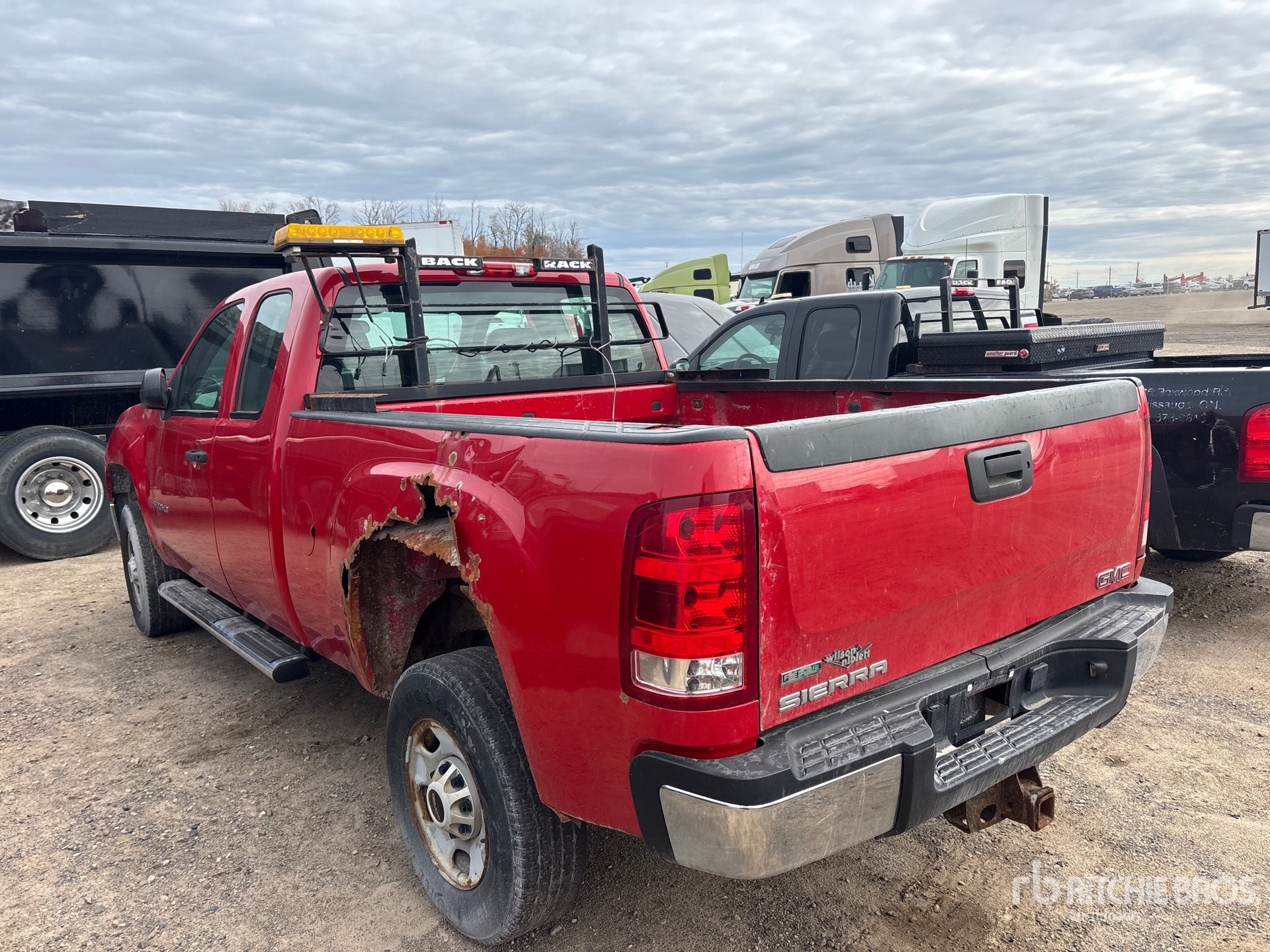 General Appearance with Picture, Left Rear Corner