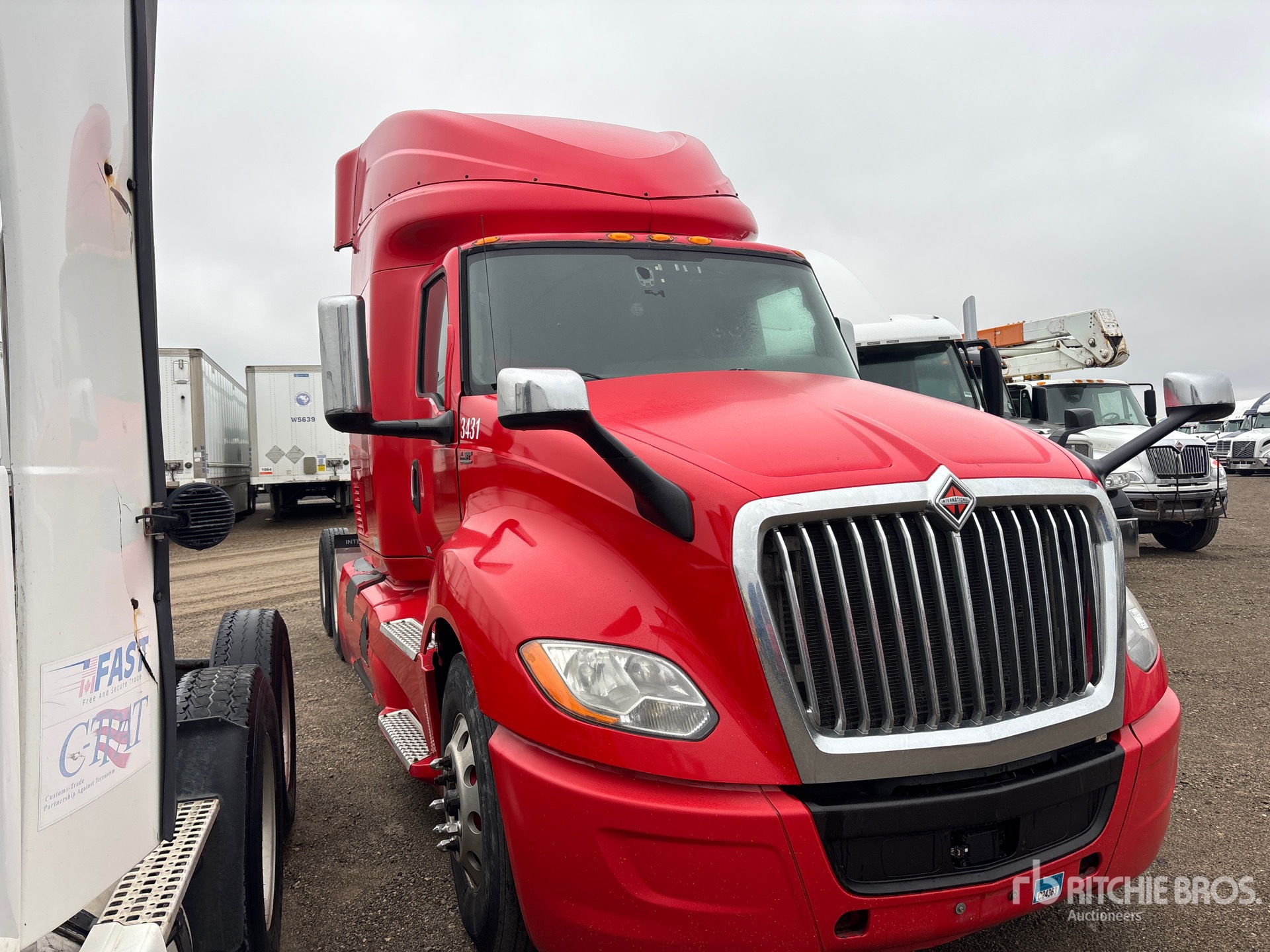 General Appearance with Picture, Right Front Corner