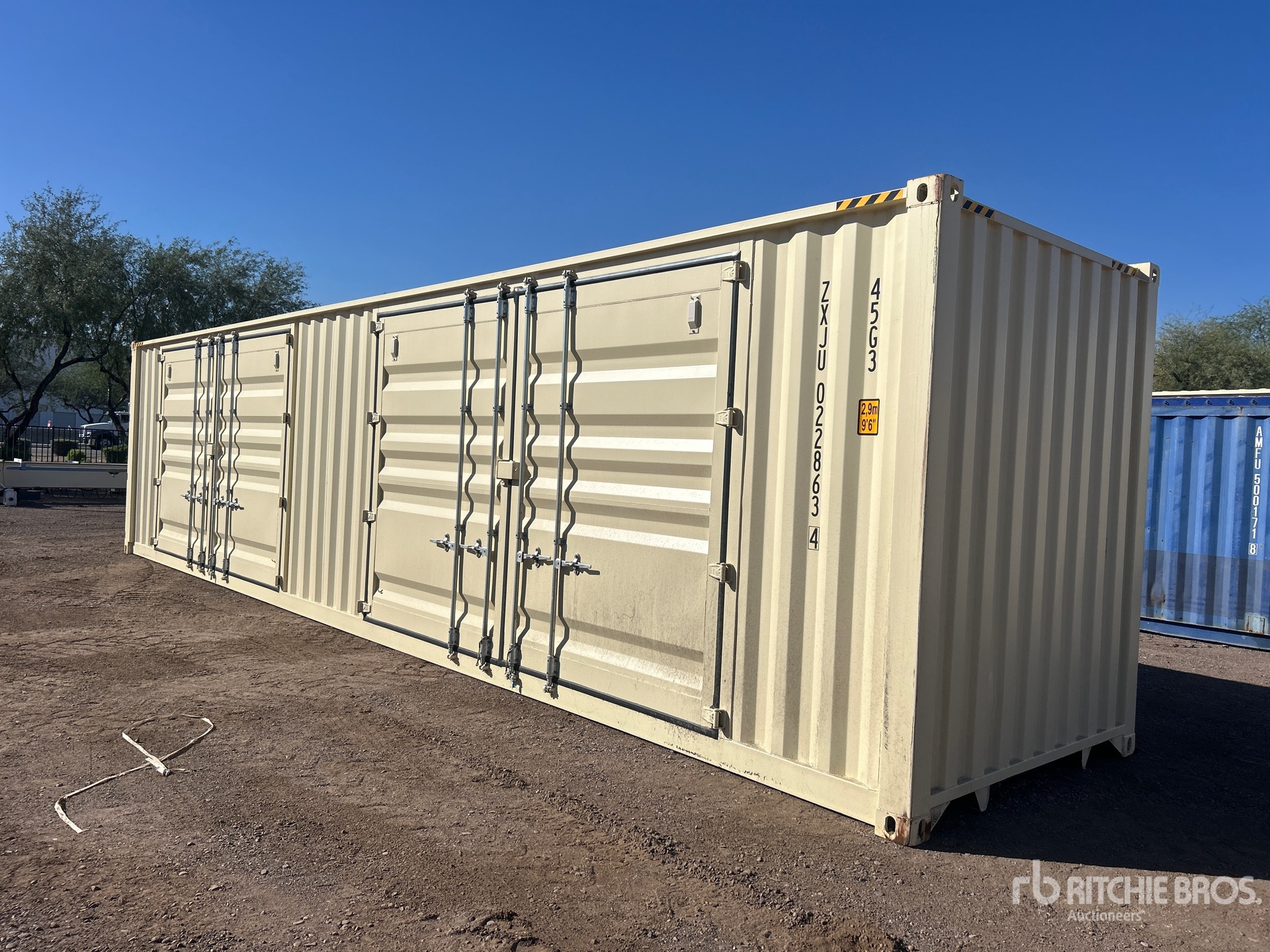 General Appearance with Picture, Right Front Corner