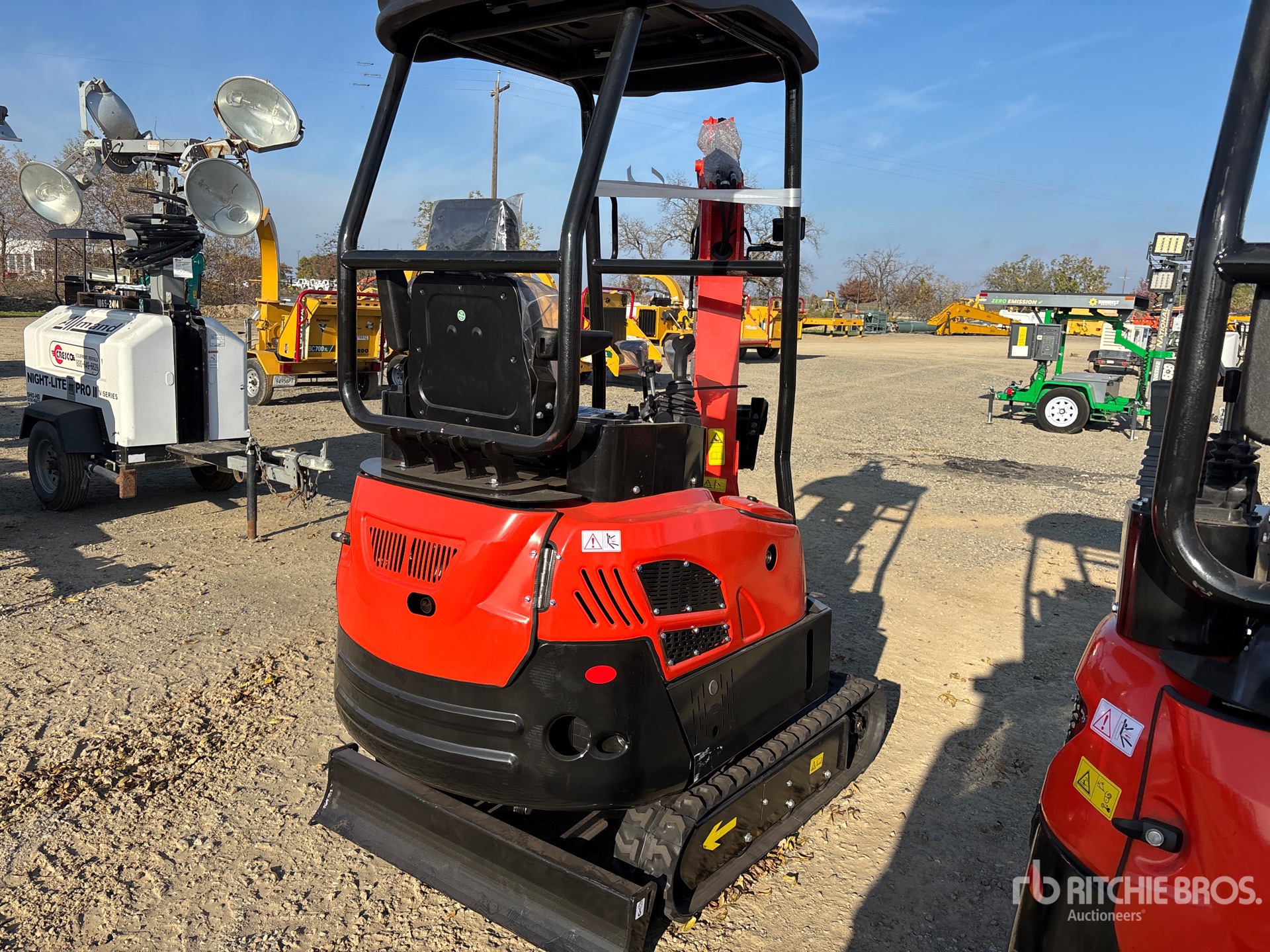 General Appearance with Picture, Right Rear Corner