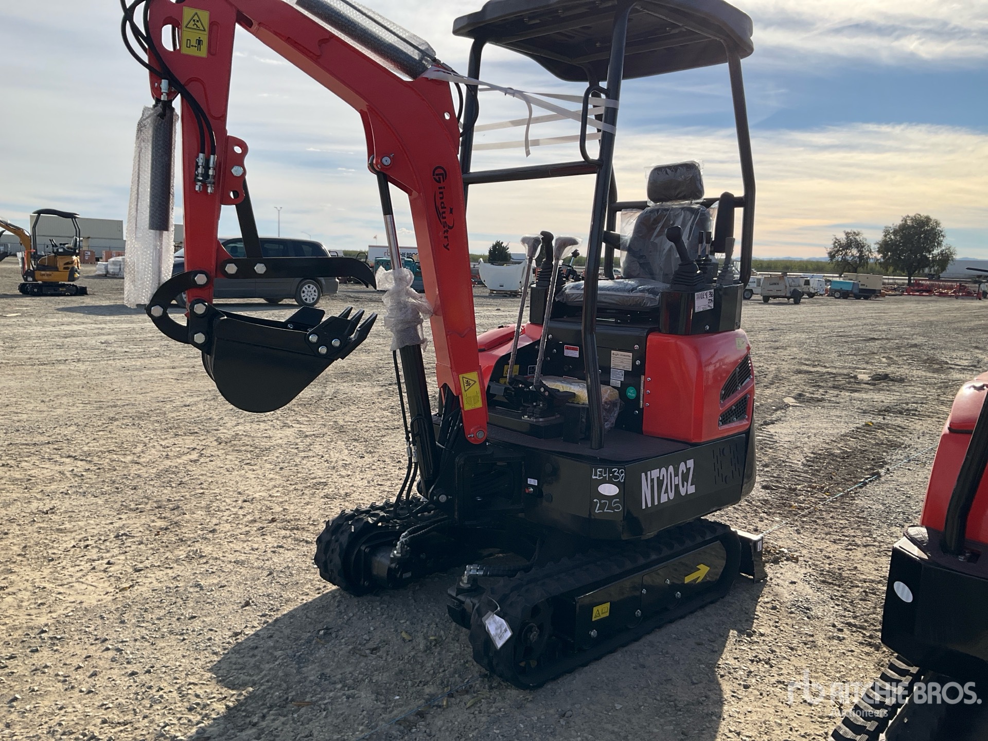 General Appearance with Featured Photo