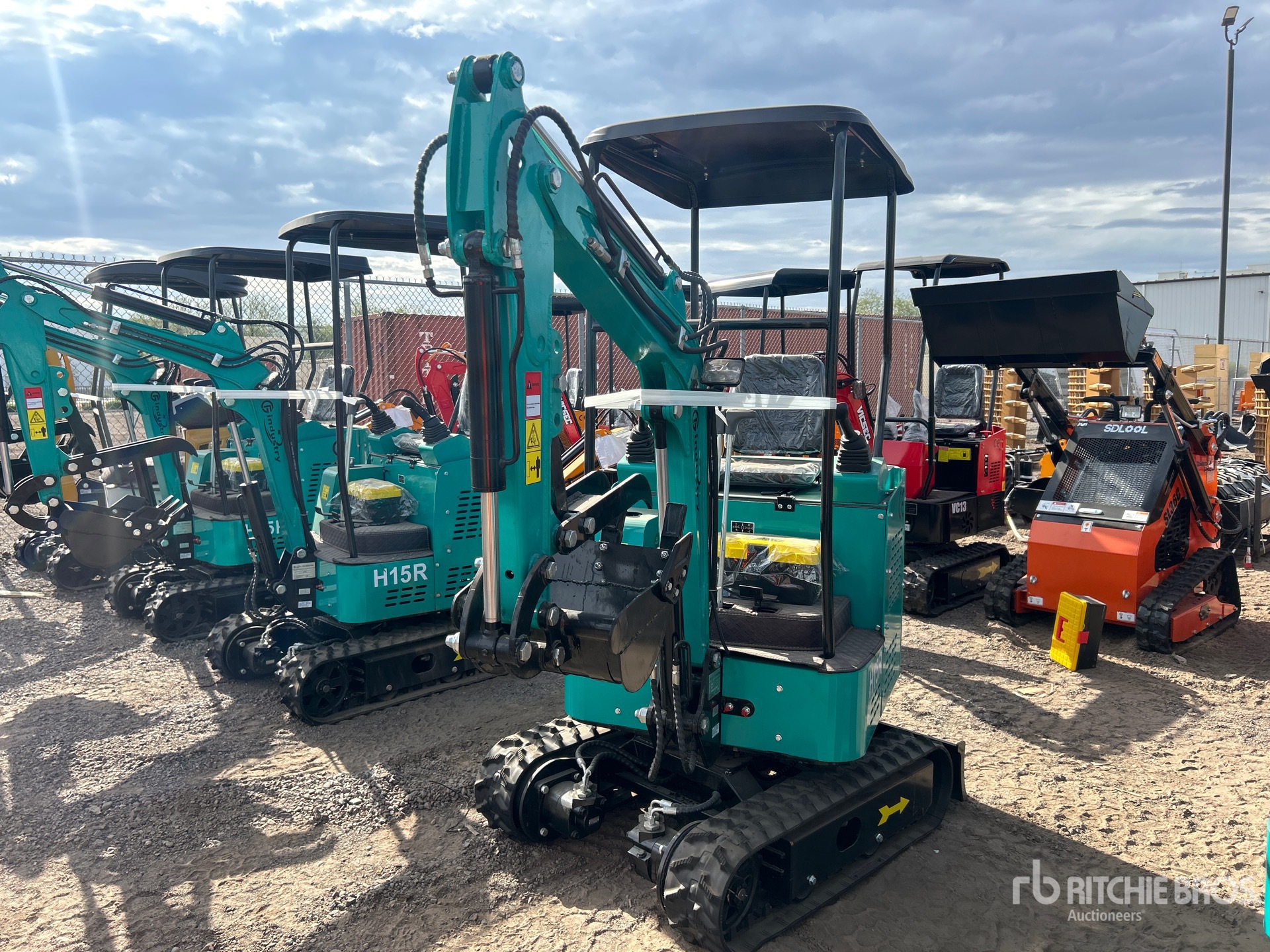 General Appearance with Featured Photo