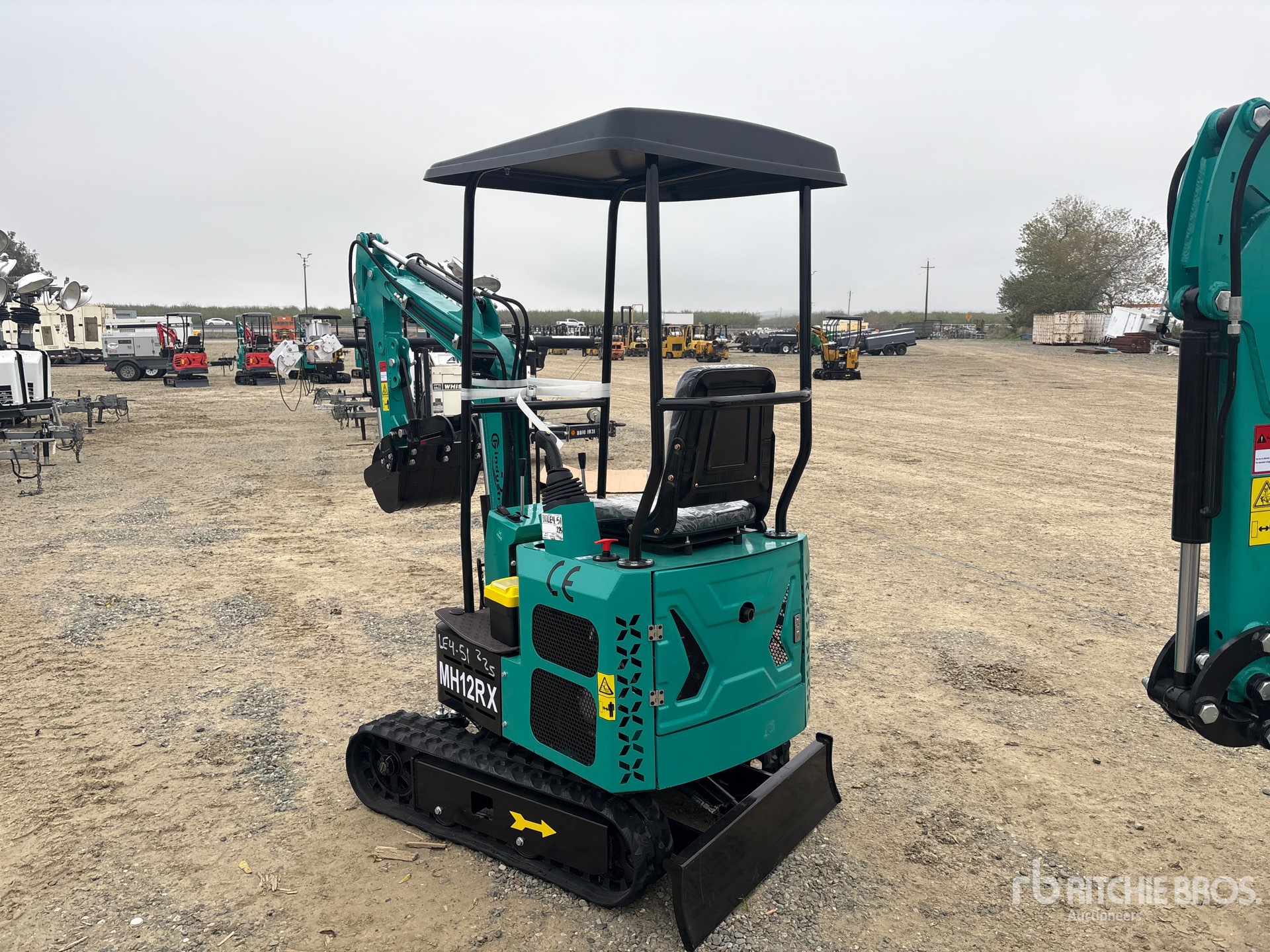 General Appearance with Picture, Left Rear Corner